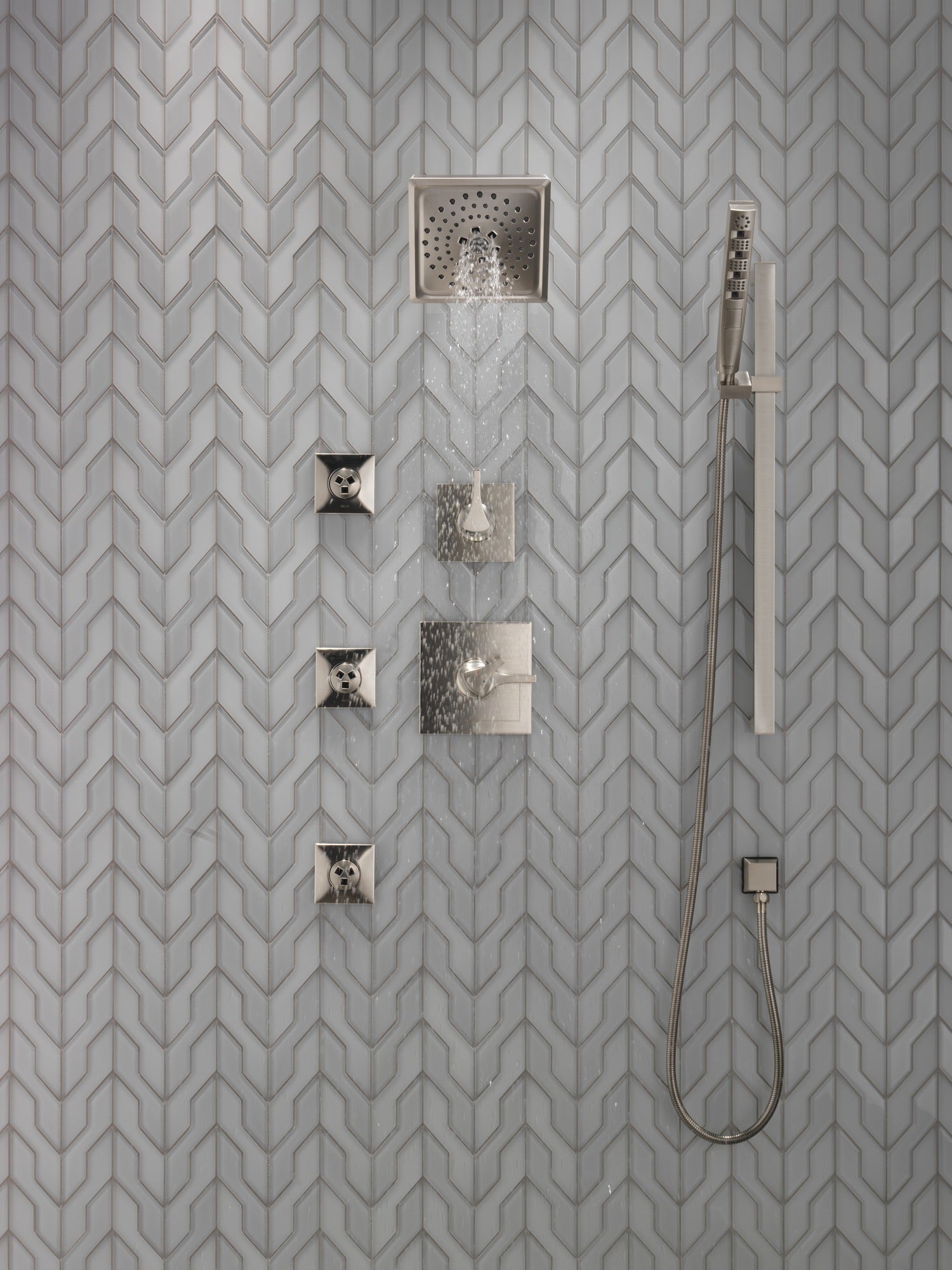 Delta Zura® Monitor® 17 Series H2OKinetic® Shower Trim