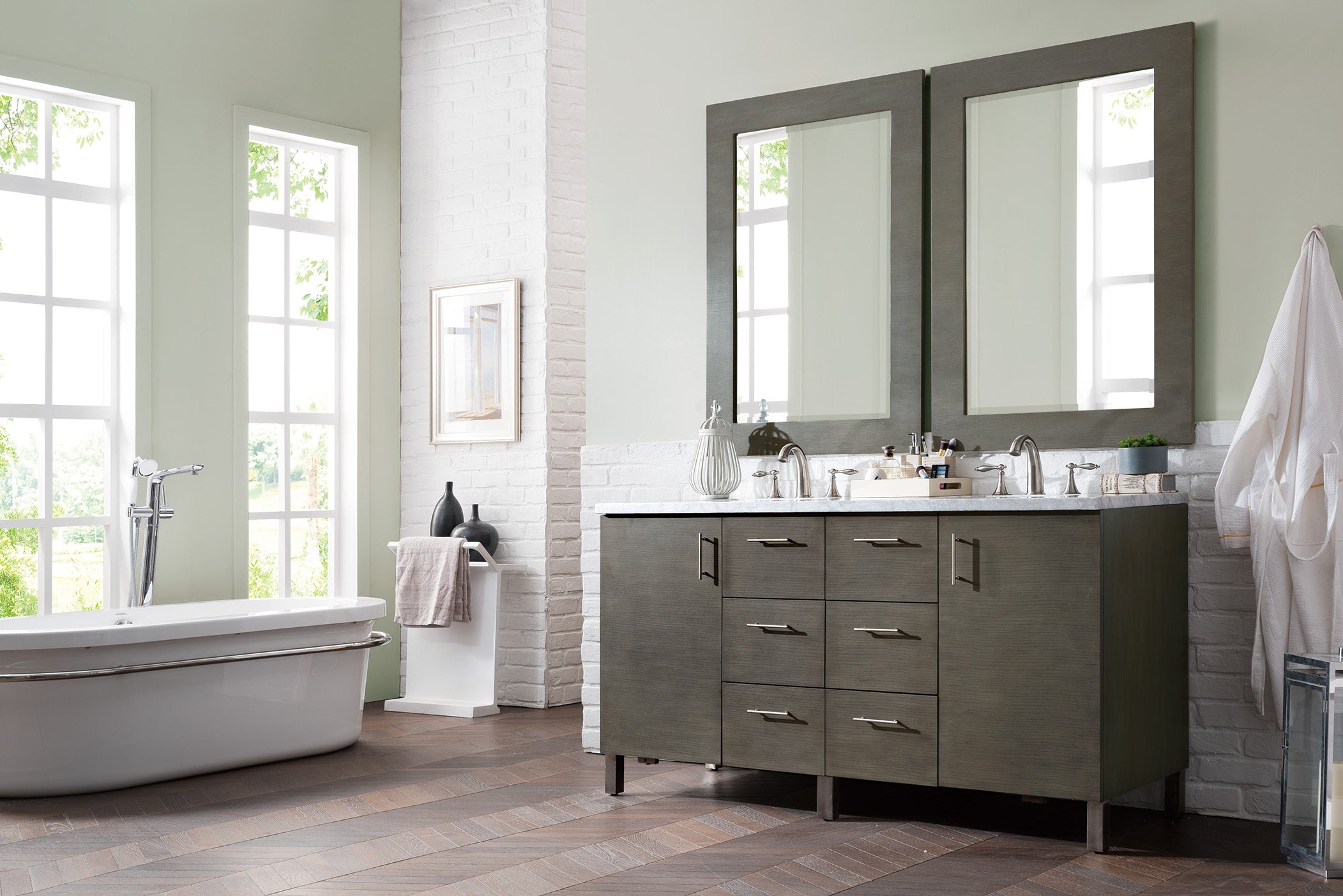 James Martin Metropolitan 60" Double Vanity in Silver Oak with 3cm Countertop