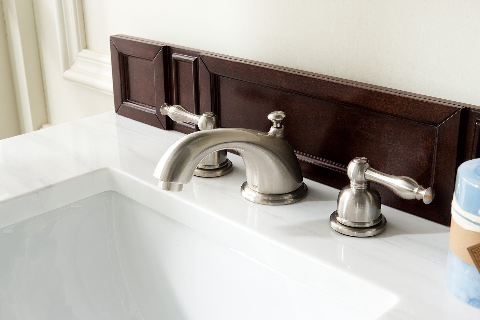 James Martin Brittany 30" Single Vanity in Burnished Mahogany with 3cm Countertop