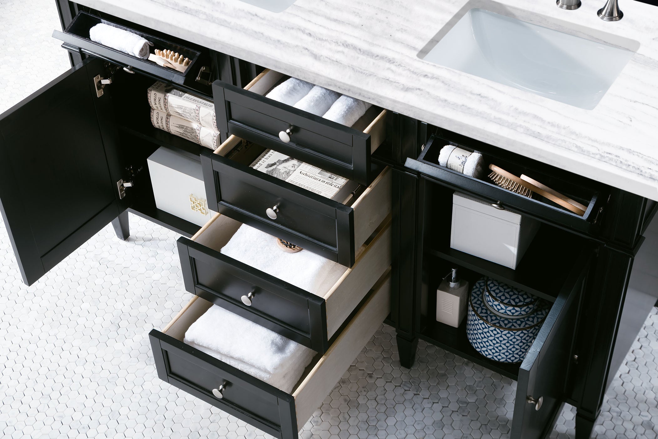 James Martin Brittany 60" Double Vanity in Black Onyx with 3cm Countertop