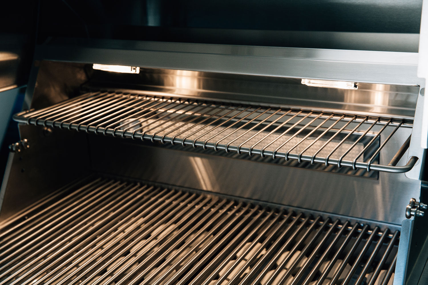 American Made Grills ALT42 Alturi 42" Freestanding Grill
