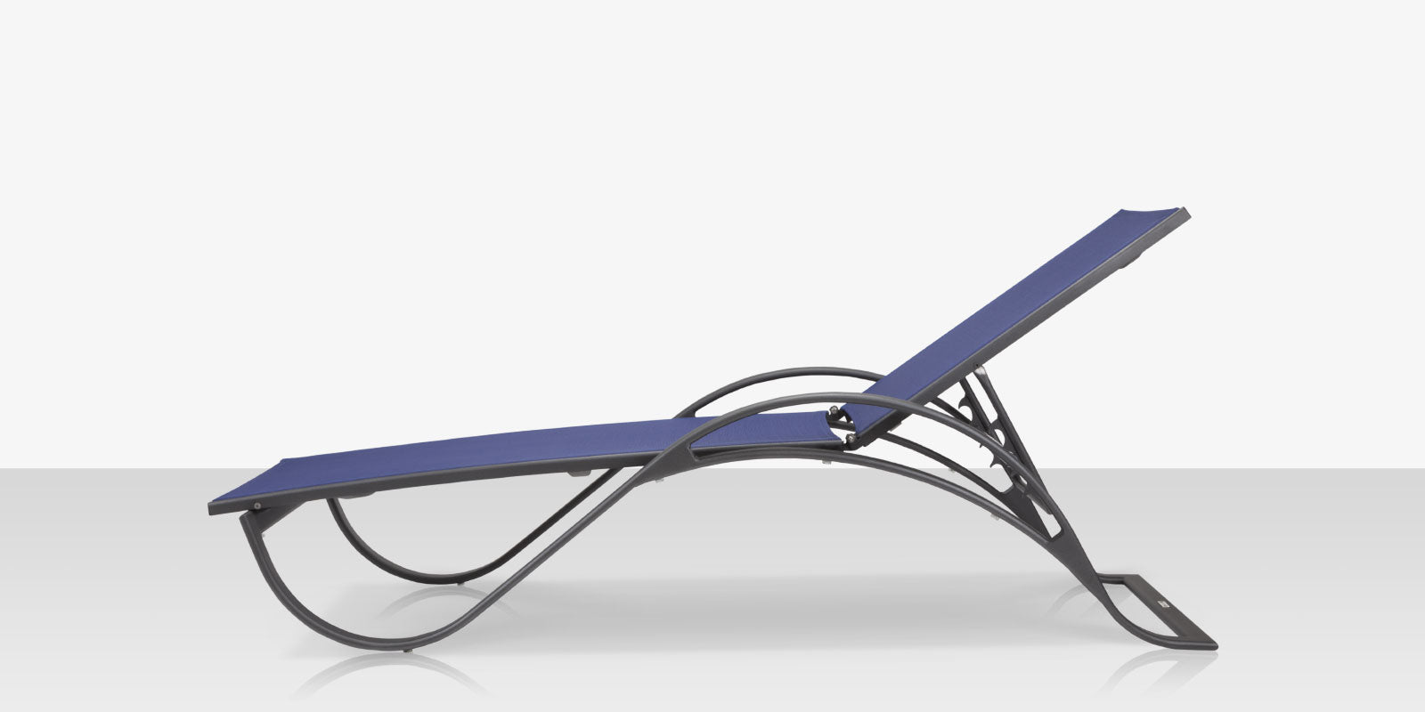 Atlantic Sled Chaise with Arms