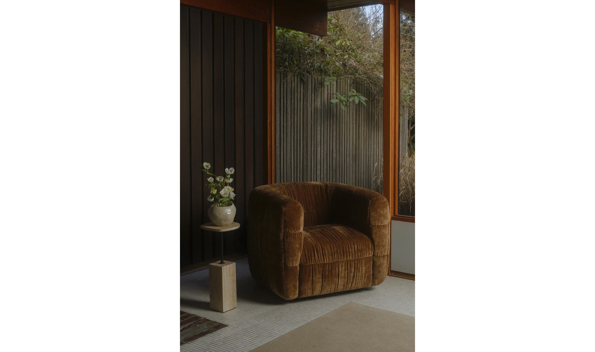 Moes Robson Swivel Chair AZ-1007
