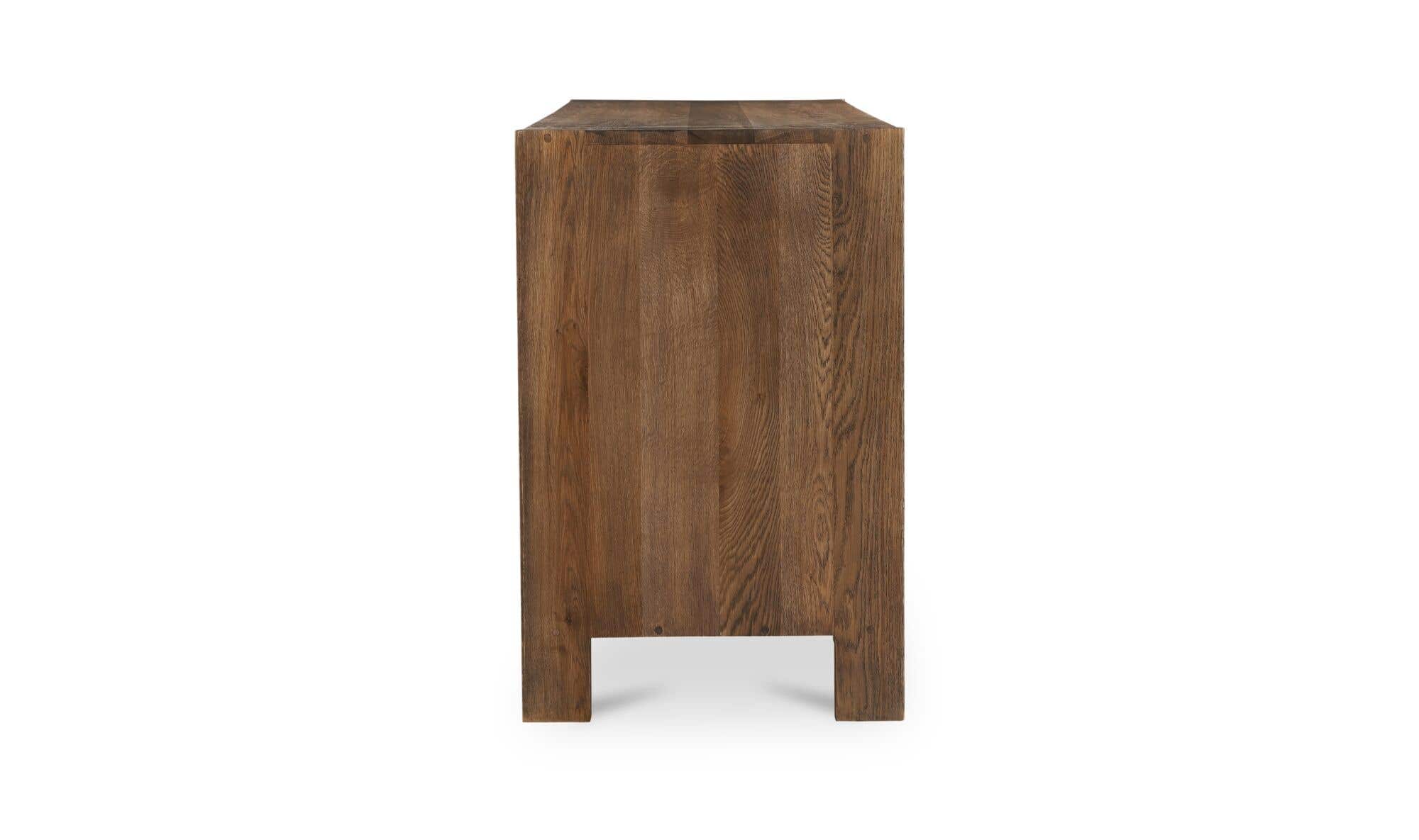 Moes Roland Dresser BB-1054