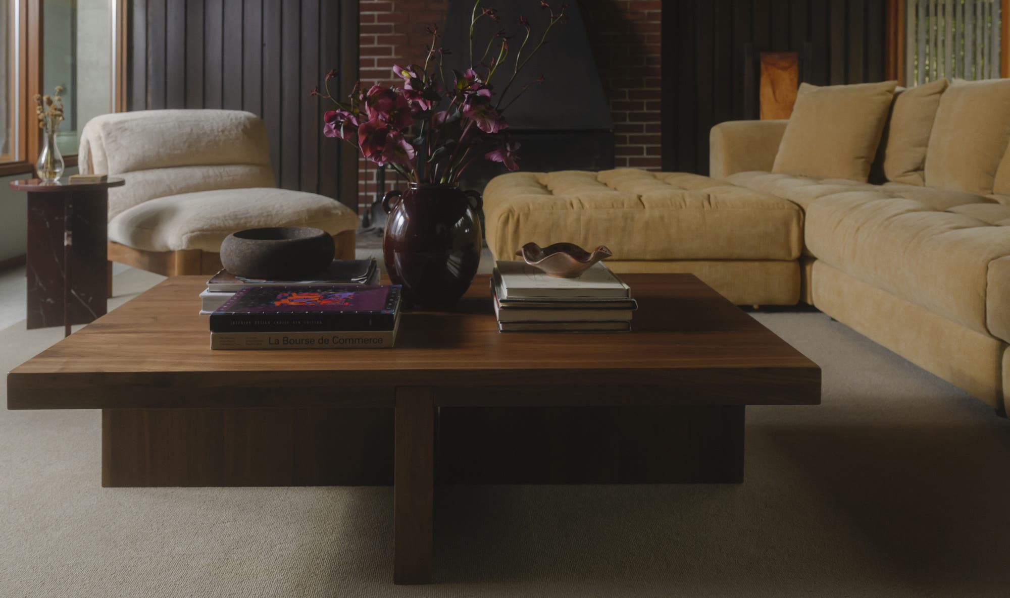 Moes Folke Coffee Table Walnut BC-1116