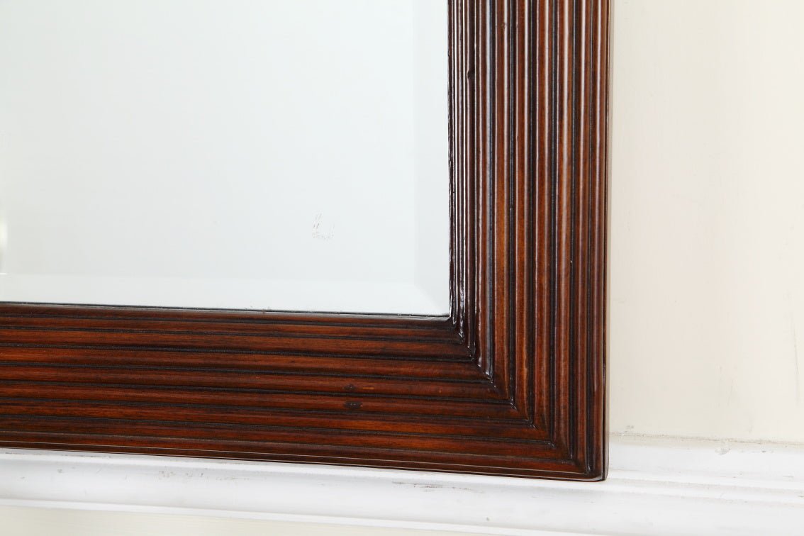 Chans Furniture MIR-3882TK Beckham wall Mirror