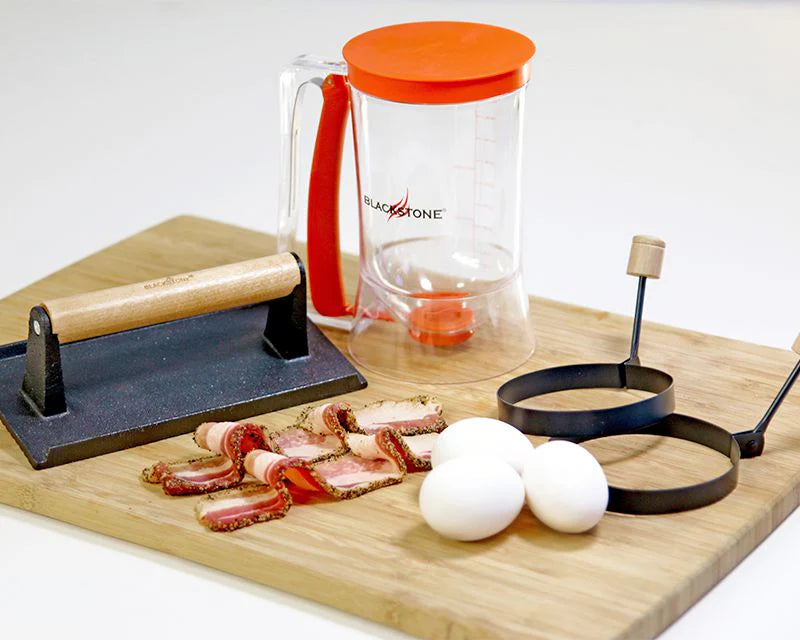 Blackstone Breakfast Kit – 4-Piece Griddle Breakfast Set (1543)