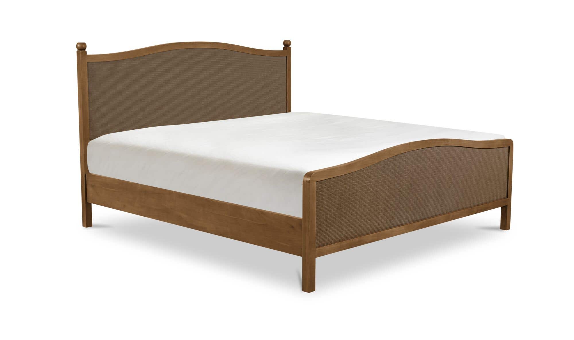 Moes Eve Queen Bed Brown BZ-1172