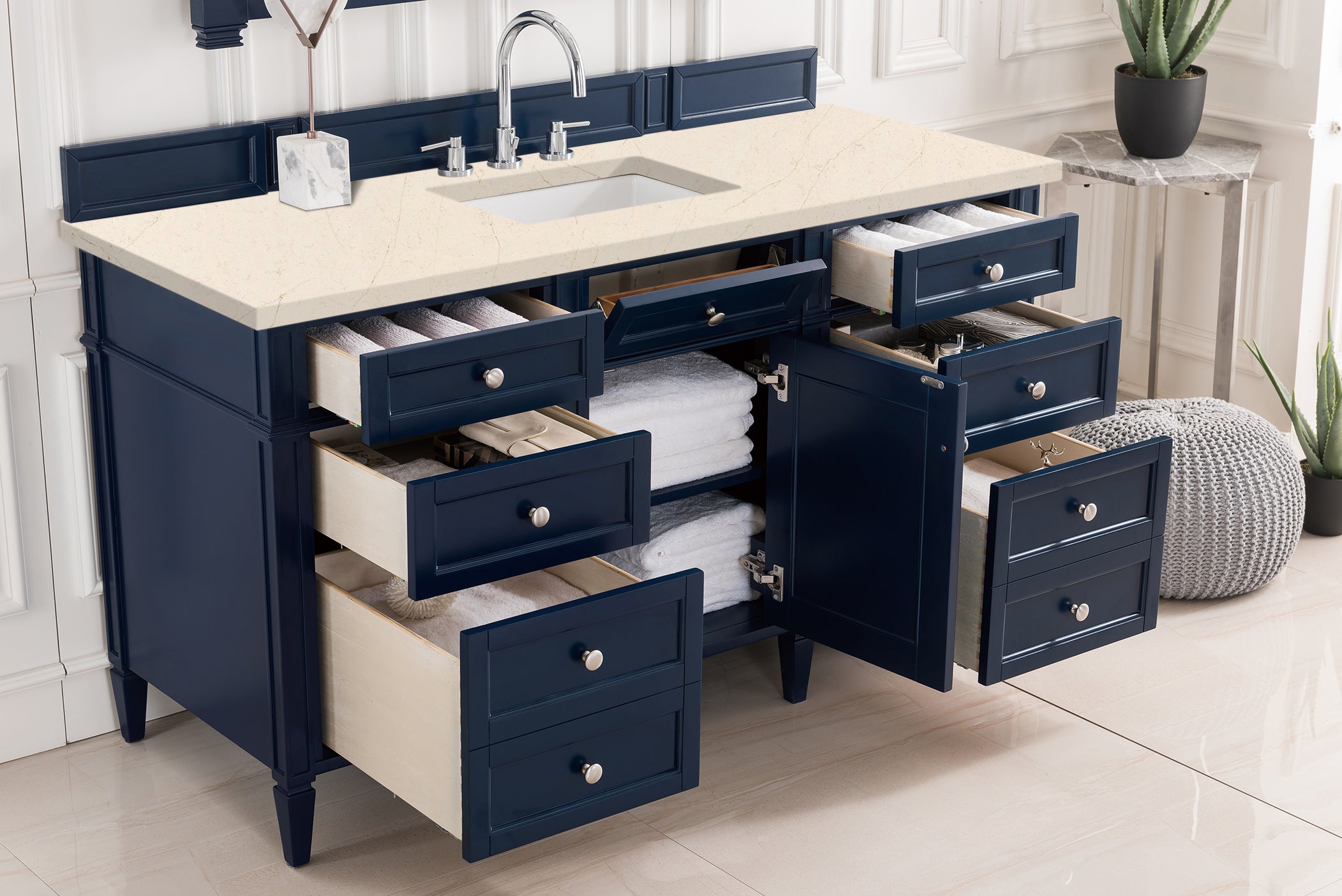 James Martin Brittany 60" Single Vanity in Victory Bleu with 3cm Countertop