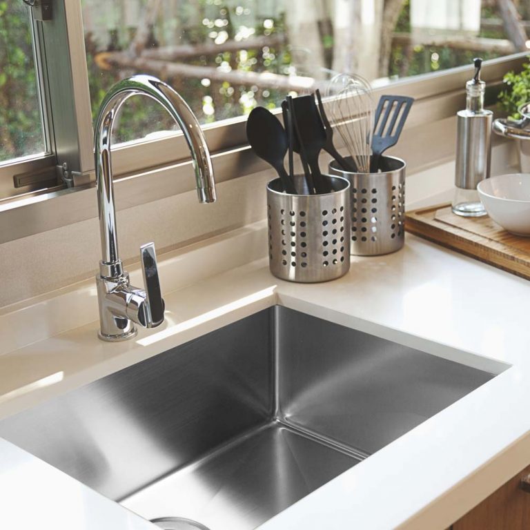 Houzer Savior 23" Stainless Steel Undermount Single Bowl Kitchen Sink with Strainer & Grid
