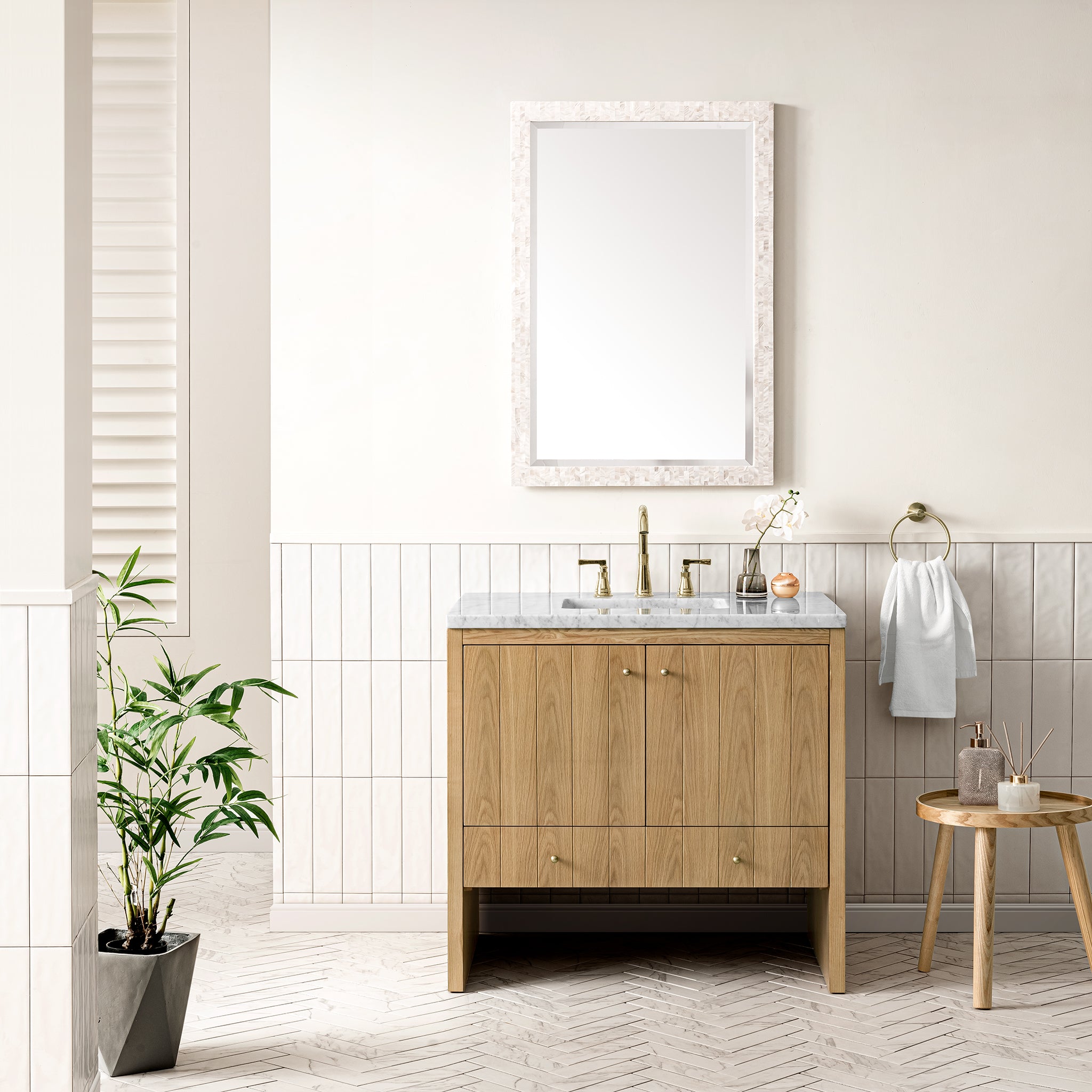 James Martin Hudson 36" Single Vanity in Light Natural Oak with 3cm Countertop