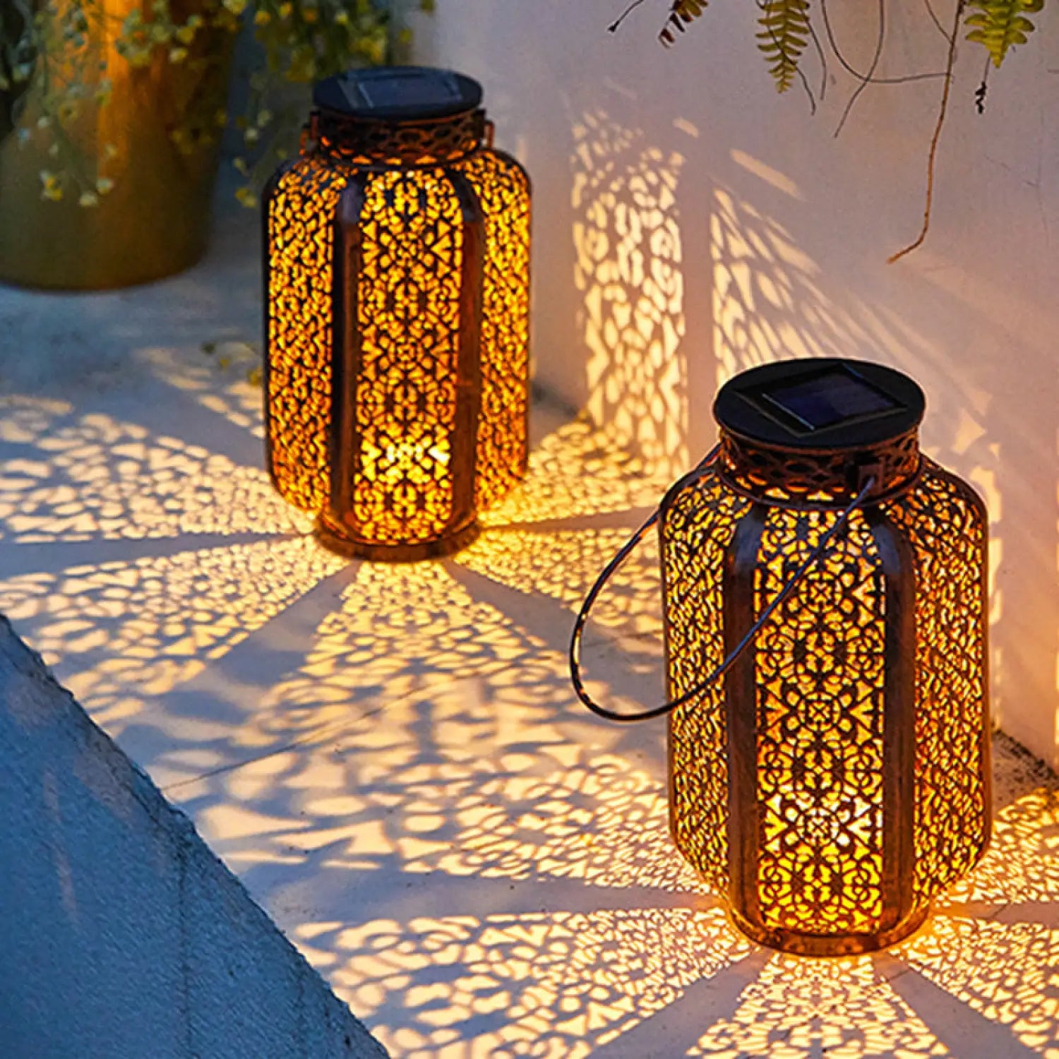 Decorative Outdoor Lamp for Patio with Projection Lighting