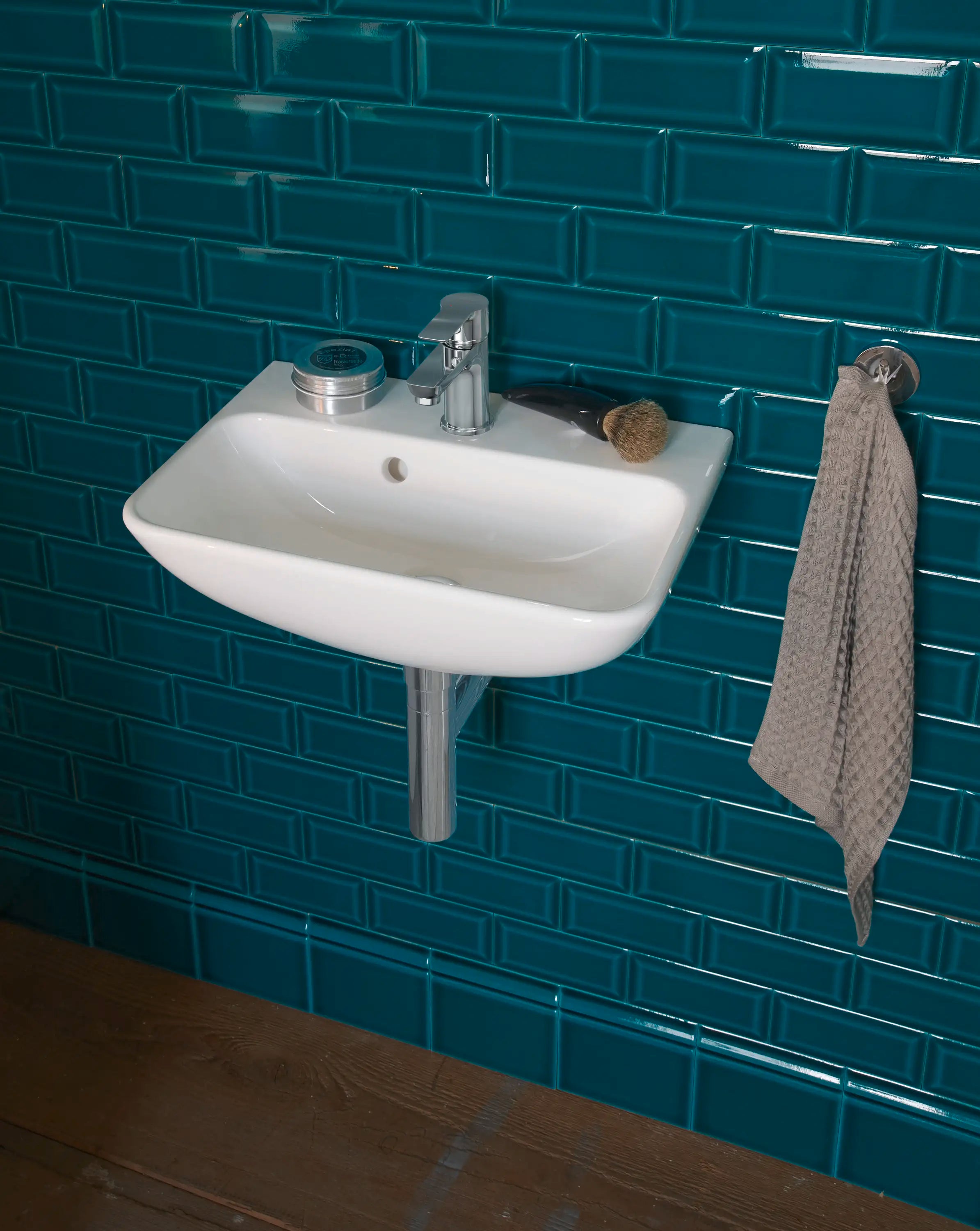 Duravit ME by Starck 17 3/4'' Rectangular Wall Mounted Sink in White with Overflow