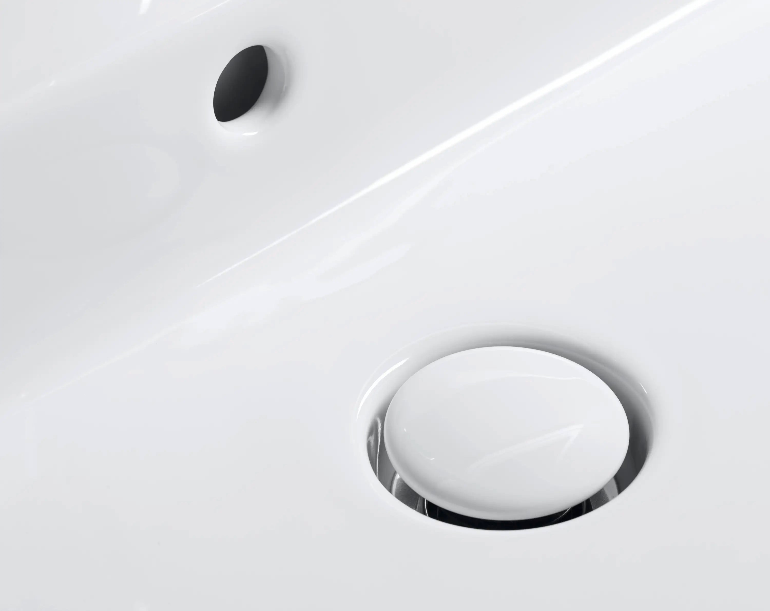 Duravit White Tulip 29 1/2'' Rectangular Wall Mounted Sink in White with Overflow