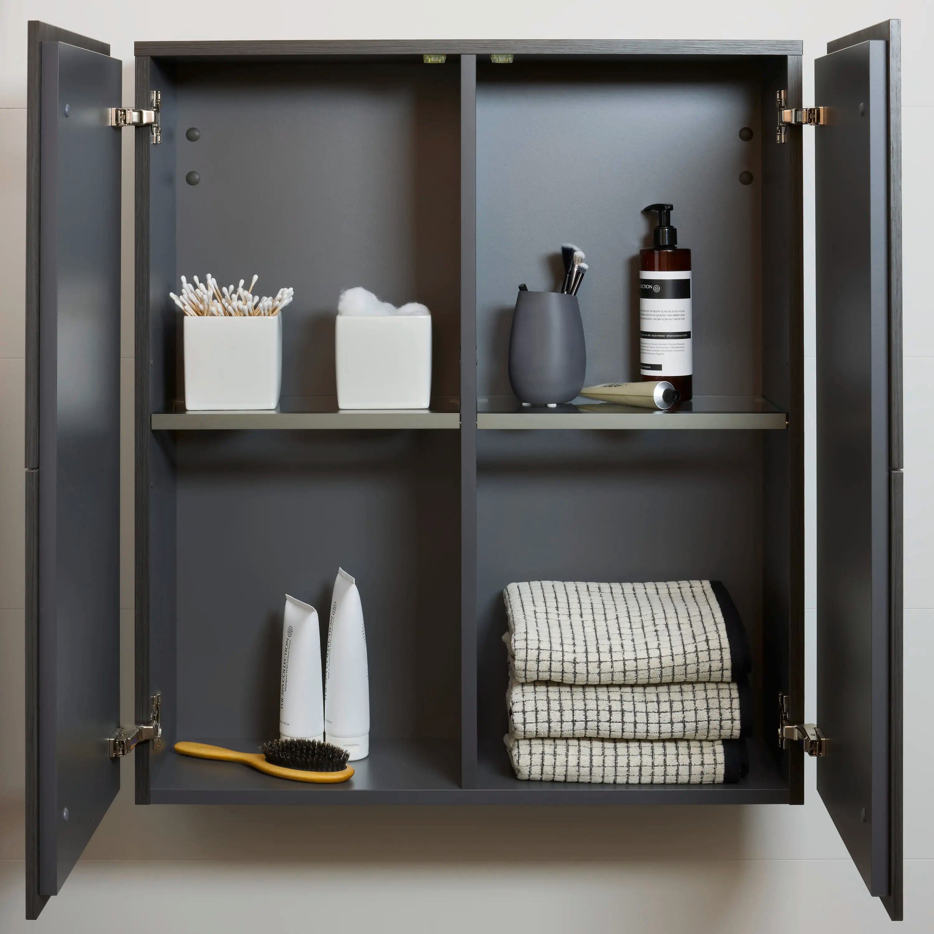 Duravit L-Cube 27 1/2'' x 31 1/2'' Wall Mount Linen Cabinet