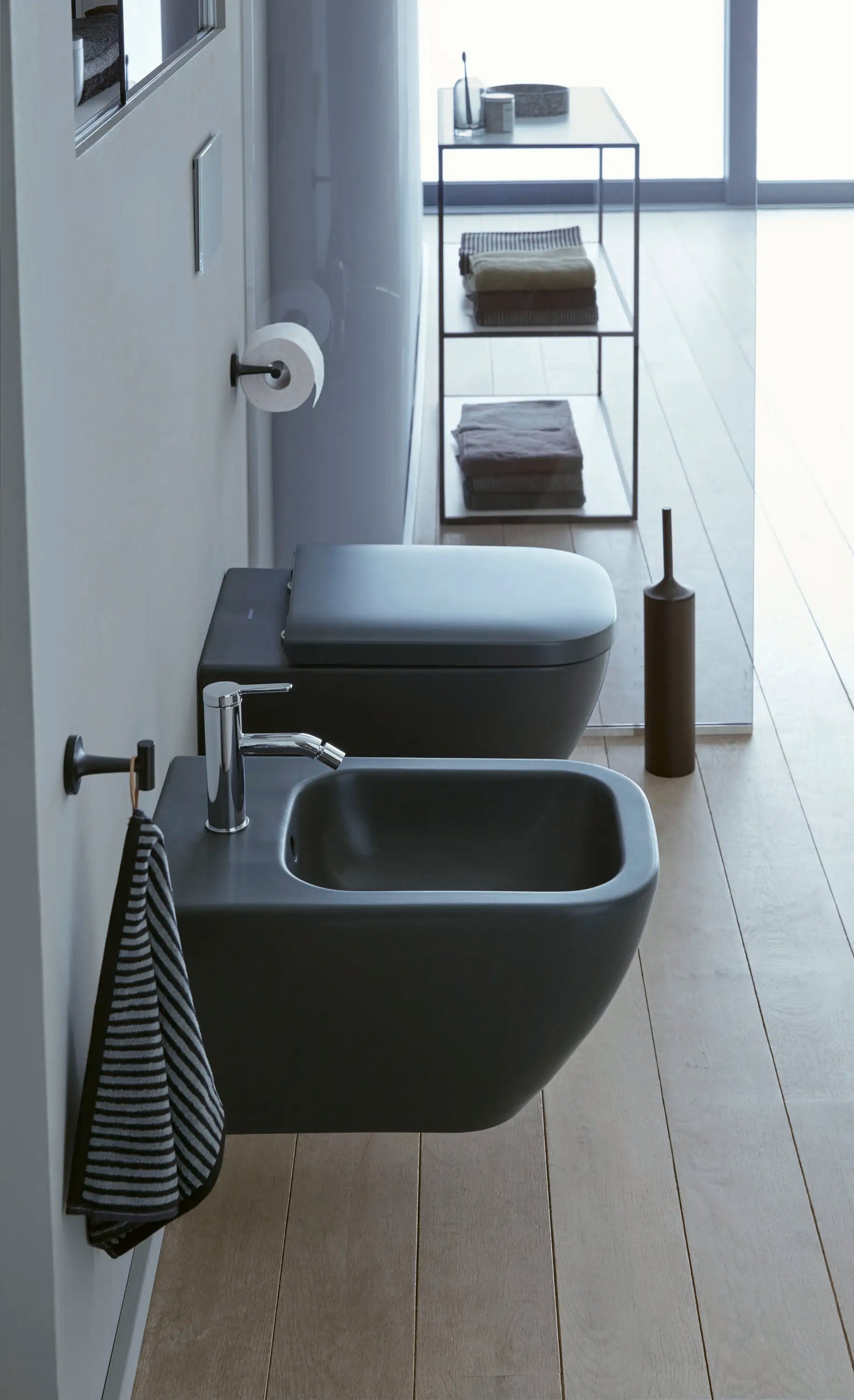 Duravit Happy D.2 Single Hole Horizontal Spray Wall Mount Bidet