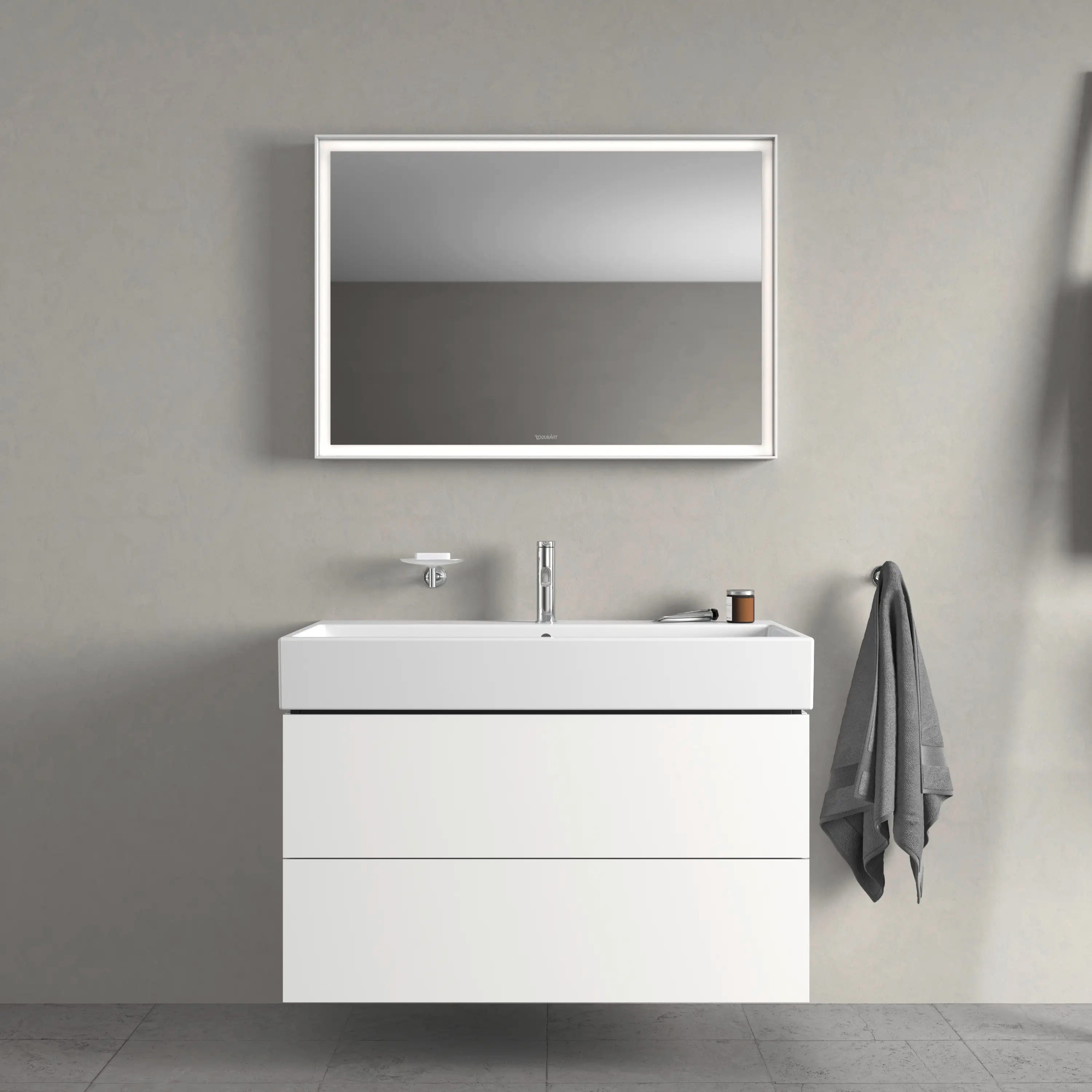 Duravit Vero 39 3/8'' Rectangular Wall Mounted Sink in White with Single Faucet Hole and with Overflow