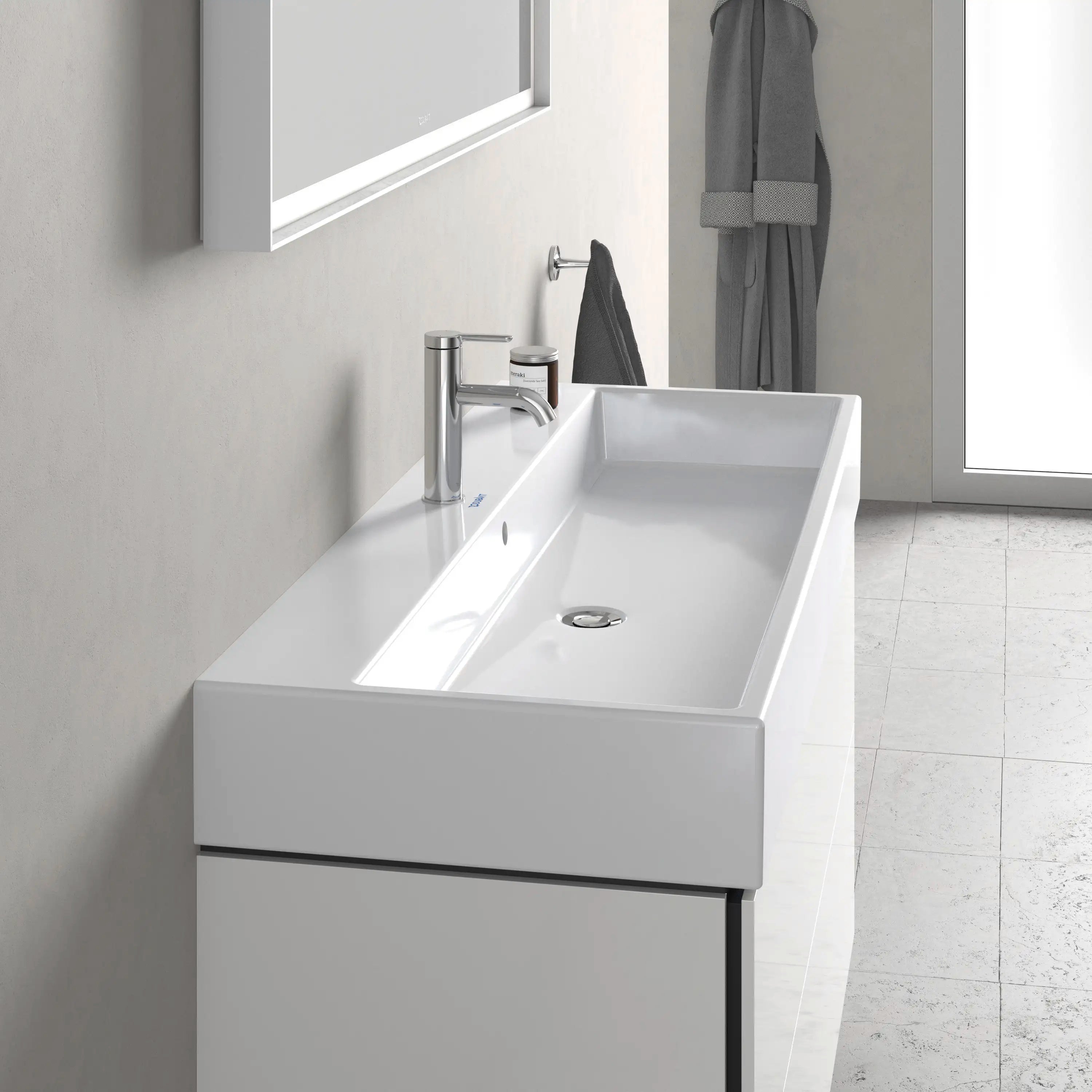 Duravit Vero 47 1/4'' Rectangular Wall Mounted Sink in White with Single Faucet Hole and with Overflow