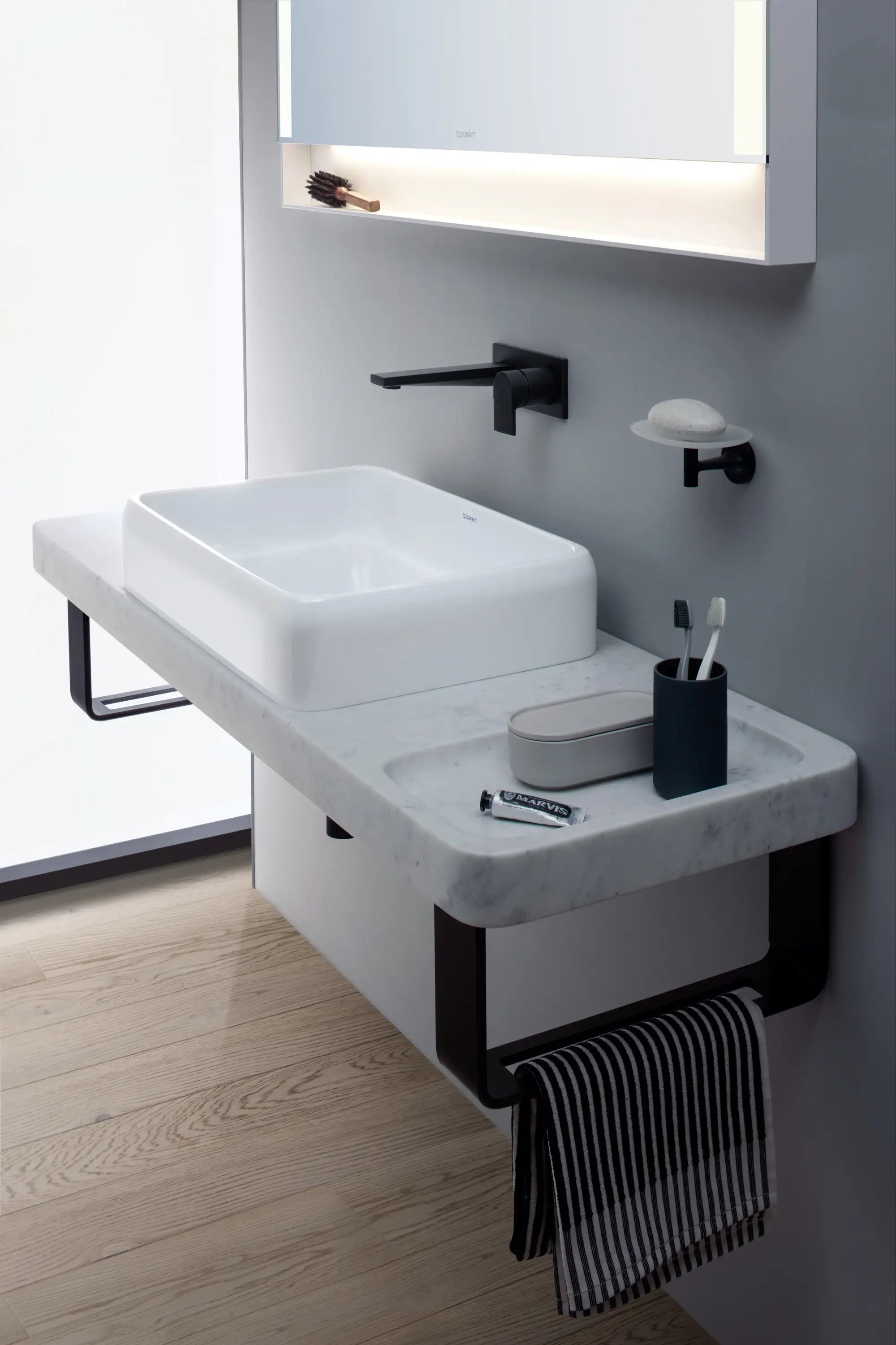 Duravit Qatego 55 1/8'' Console Sink in White and Cararra Marble, with Overflow, Support Brackets Included