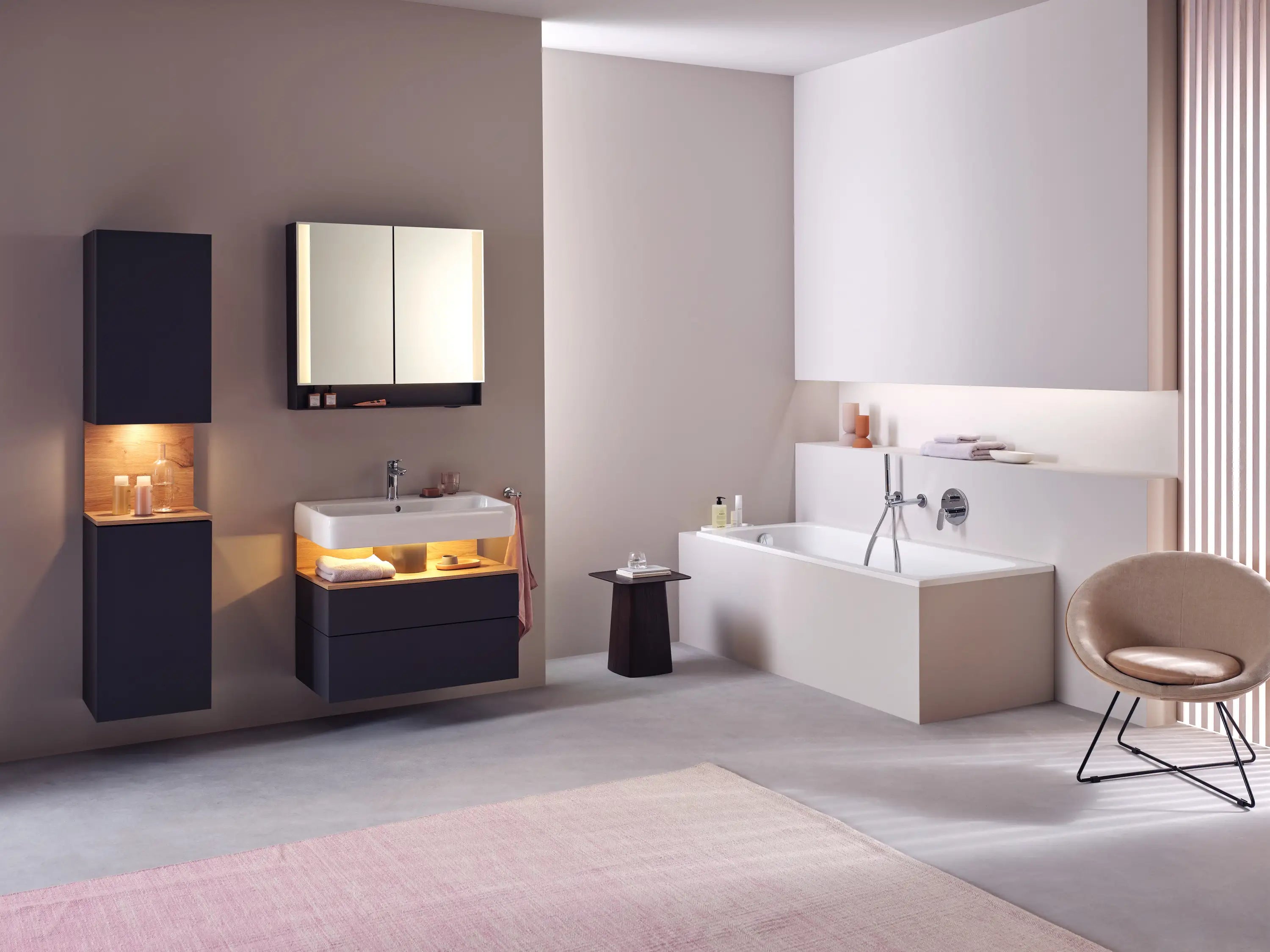 Duravit Qatego 31 1/2'' Rectangular Wall Mounted Sink in White with Single Faucet Hole and with Overflow