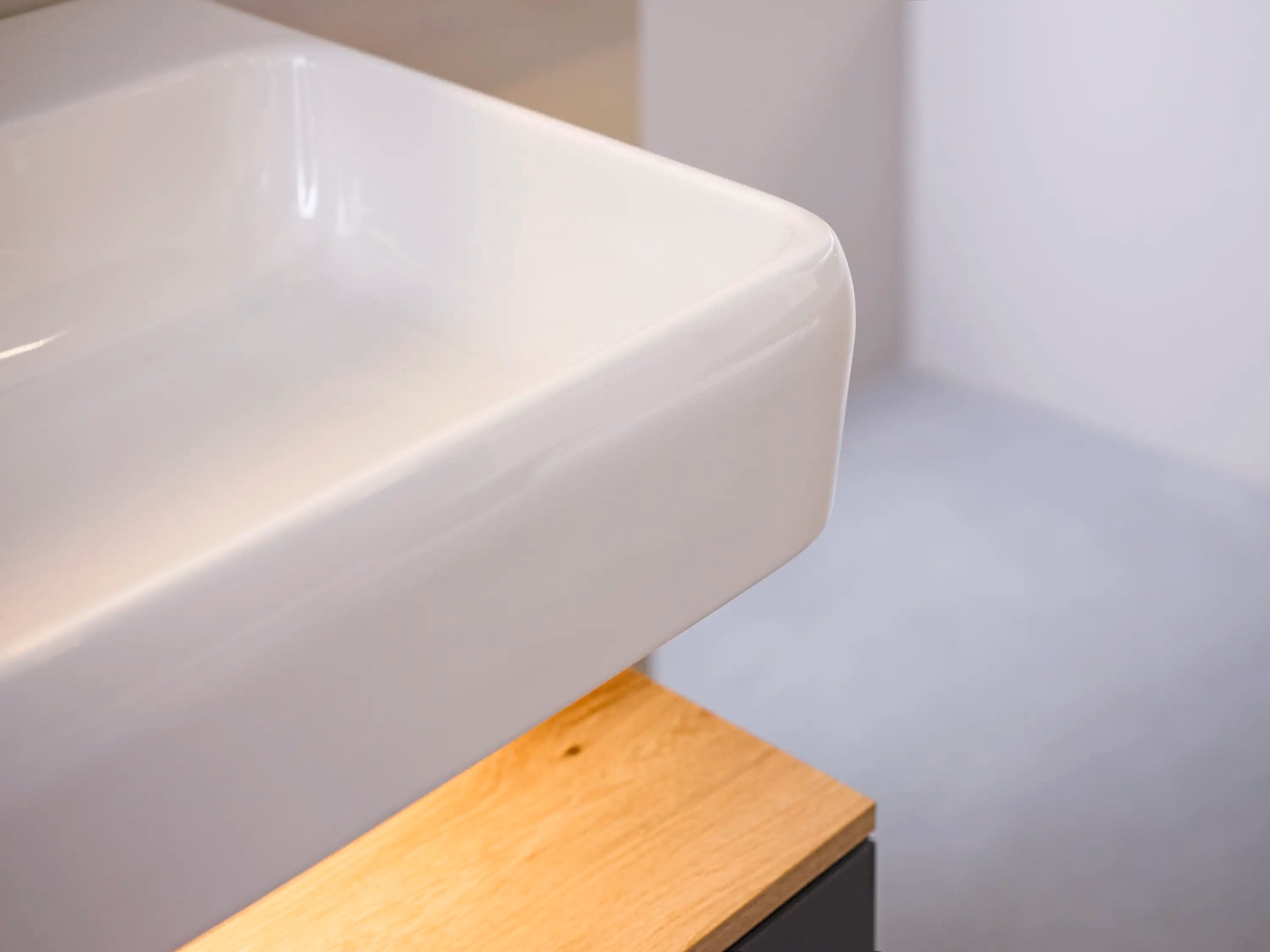 Duravit Qatego 31 1/2'' Rectangular Wall Mounted Sink in White with Single Faucet Hole and with Overflow