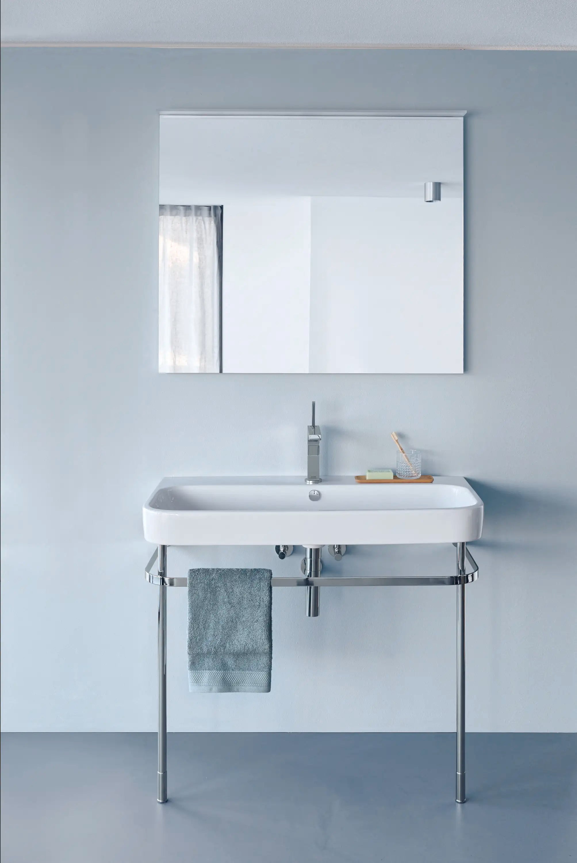 Duravit Happy D.2 39 3/8'' Rectangular Wall Mounted Sink in White with Single Faucet Hole and with Overflow