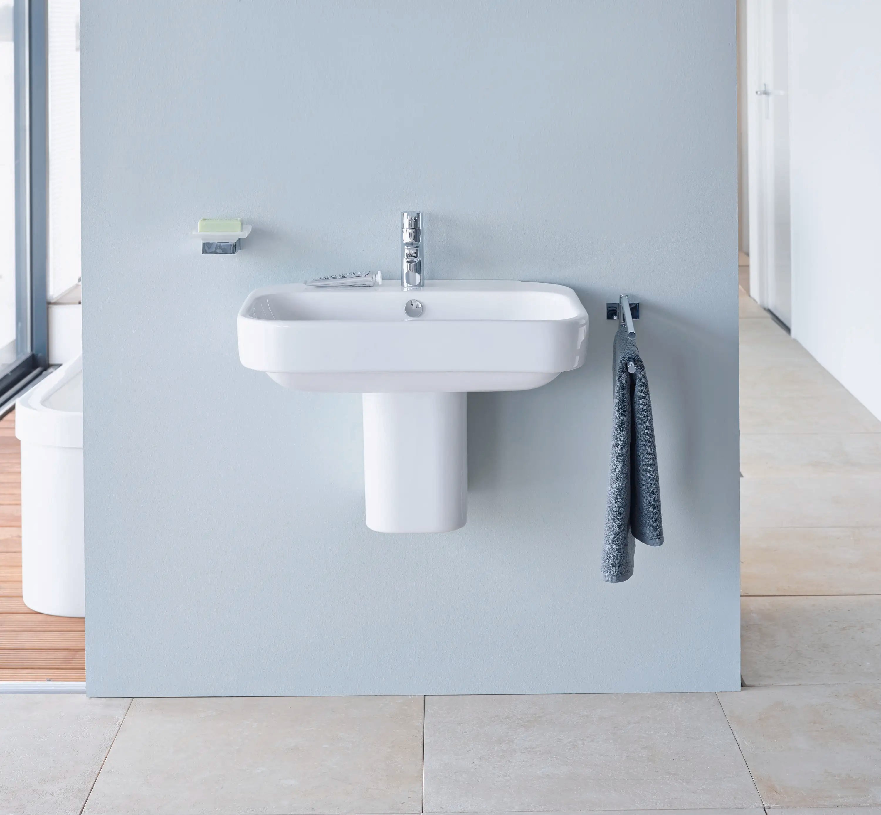 Duravit Happy D.2 Sink Shroud in White