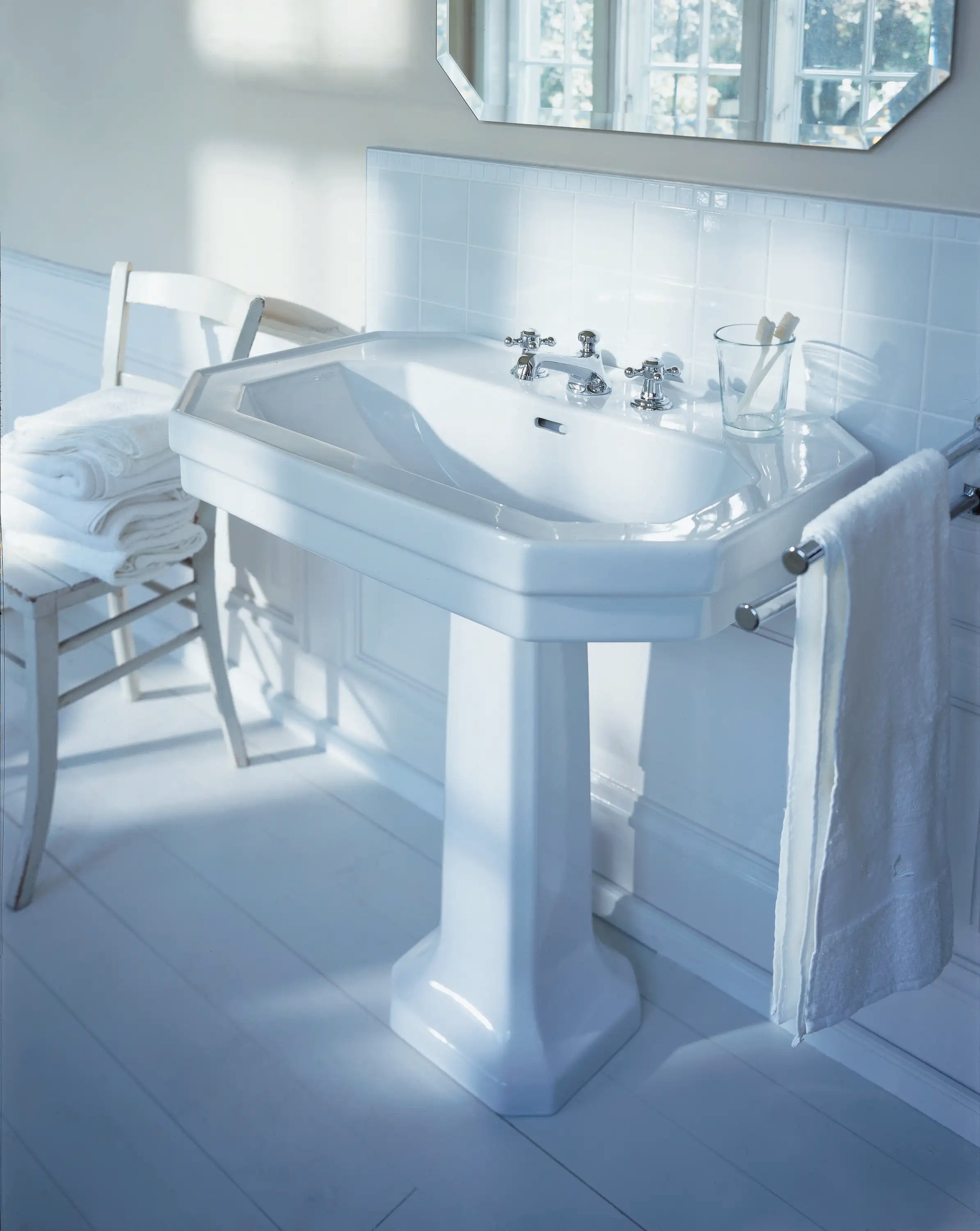 Duravit 1930 series 27 1/2'' Octagonal Wall Mounted Sink in White with Single Faucet Hole and with Overflow