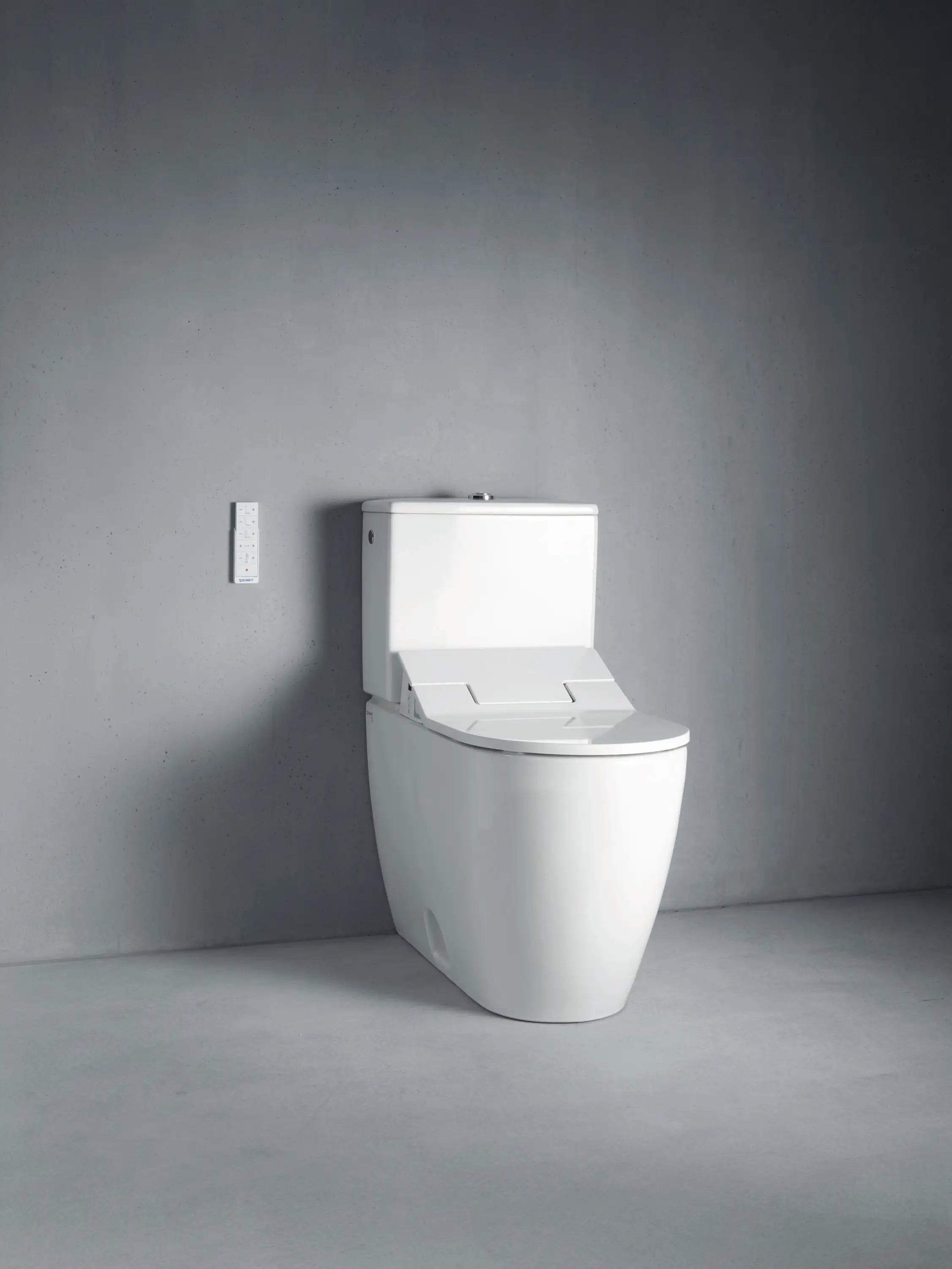 Duravit ME by Starck 1.32/0.92 GPF Dual Flush Toilet Tank in White with Top Push Button Flush