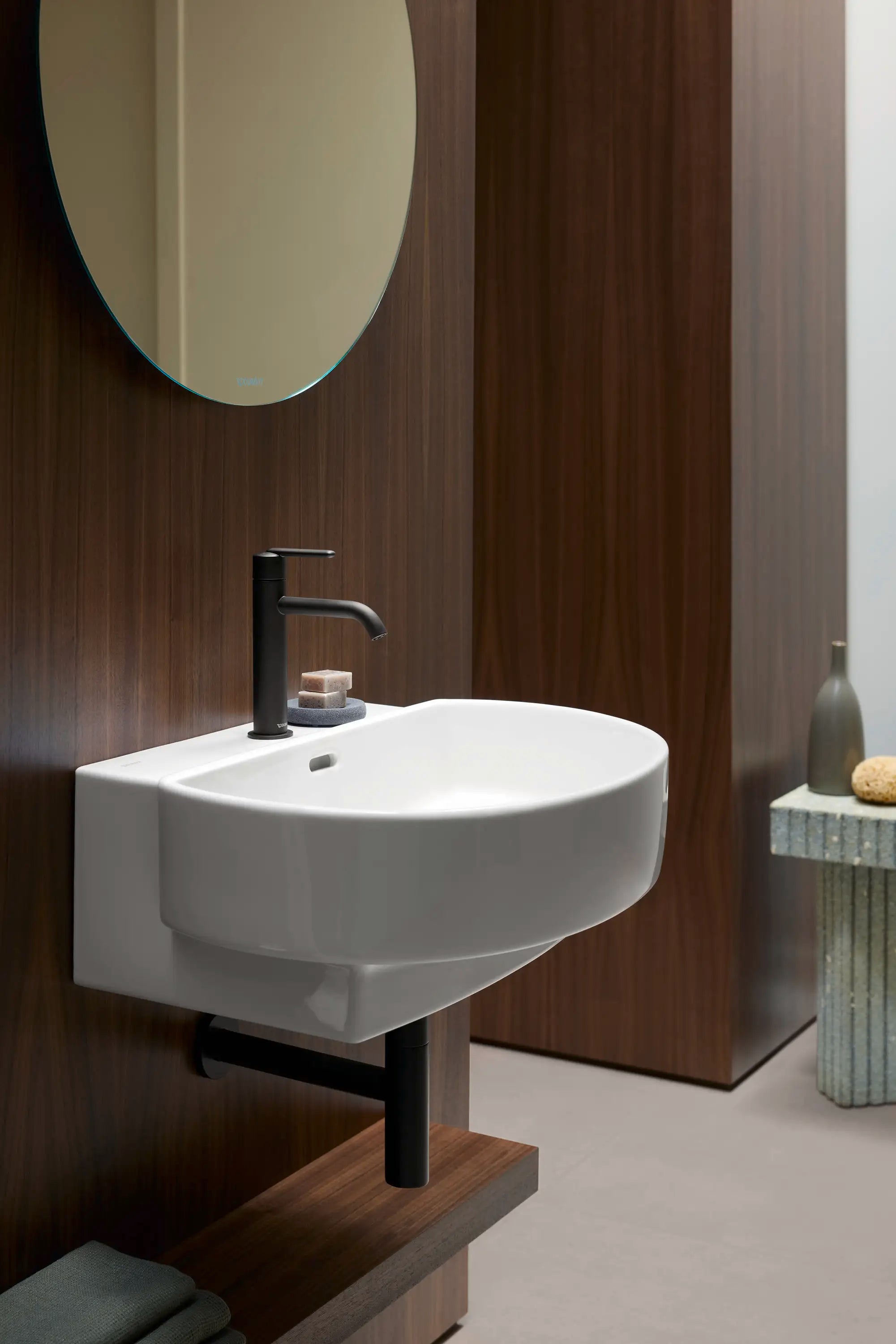 Balcoon 21 5/8'' Semi circular Wall Mounted Sink with Single Faucet Hole and with Overflow