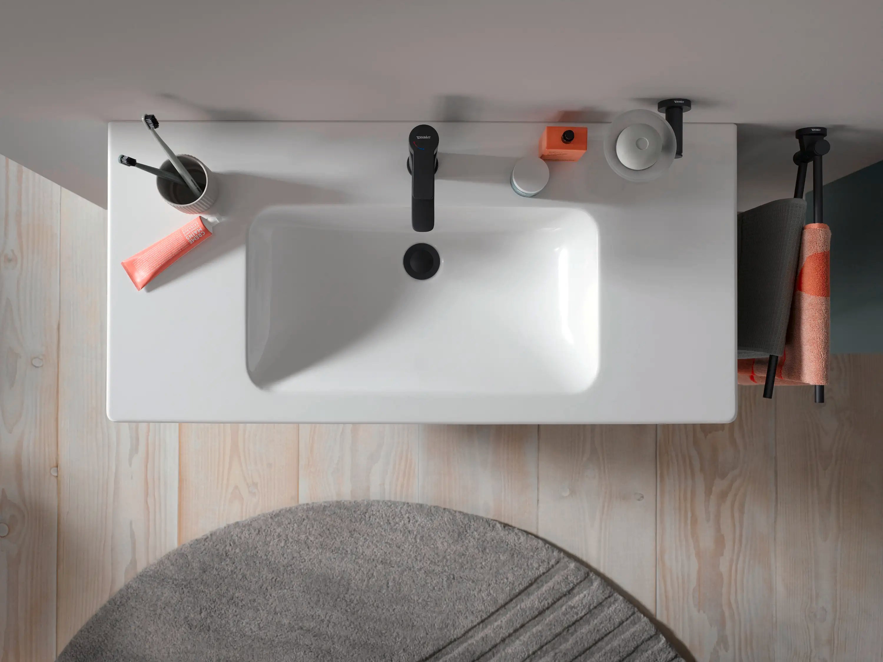 D-Code 39 3/8'' Round Wall Mounted Sink in White with Single Faucet Hole and with Overflow