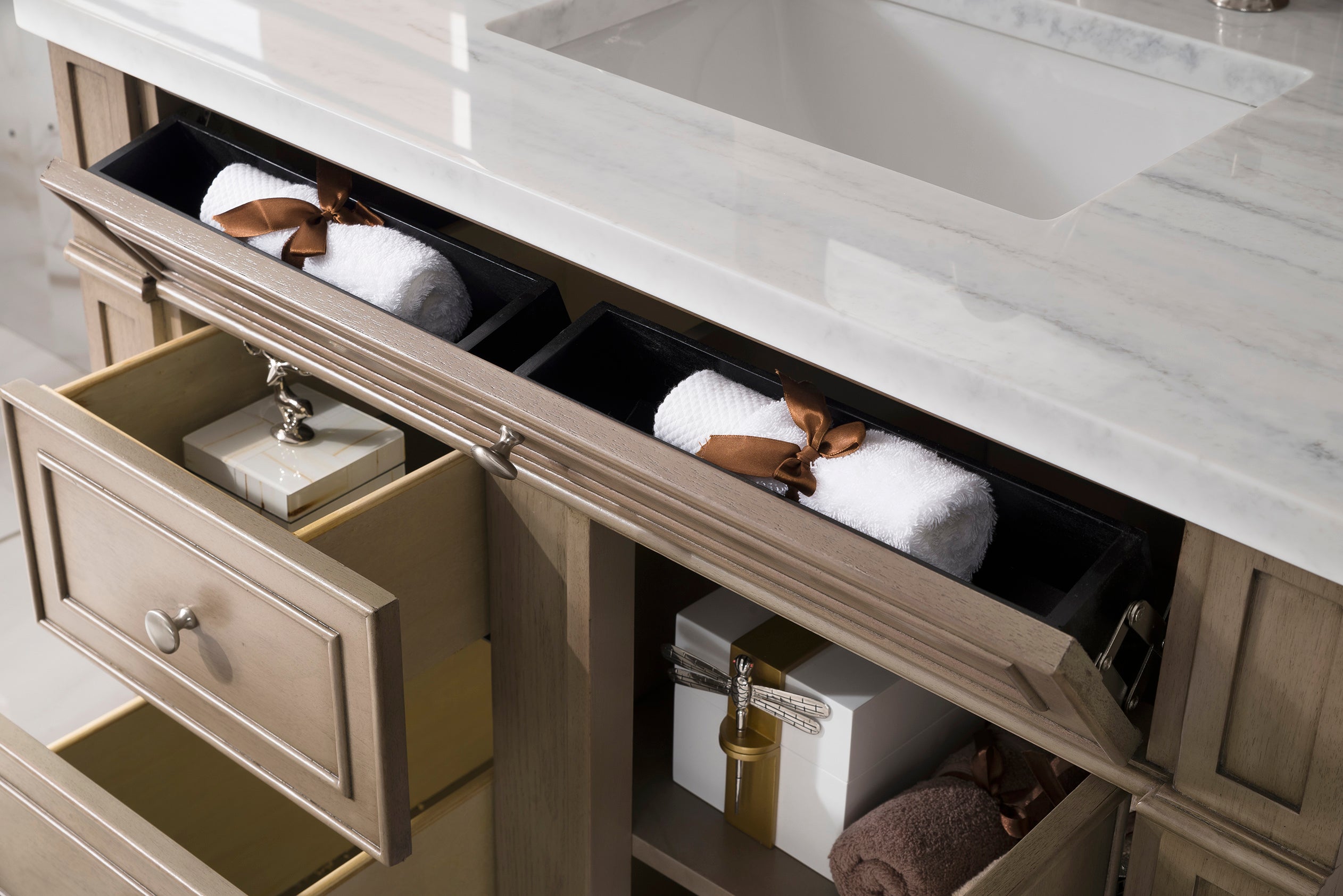 James Martin Bristol 36" Single Vanity in Whitewashed Walnut with 3cm Countertop