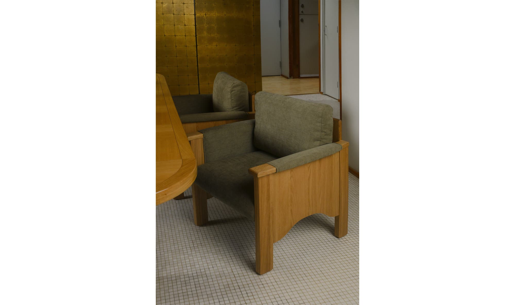 Moes Bauer Dining Chair EF-1000