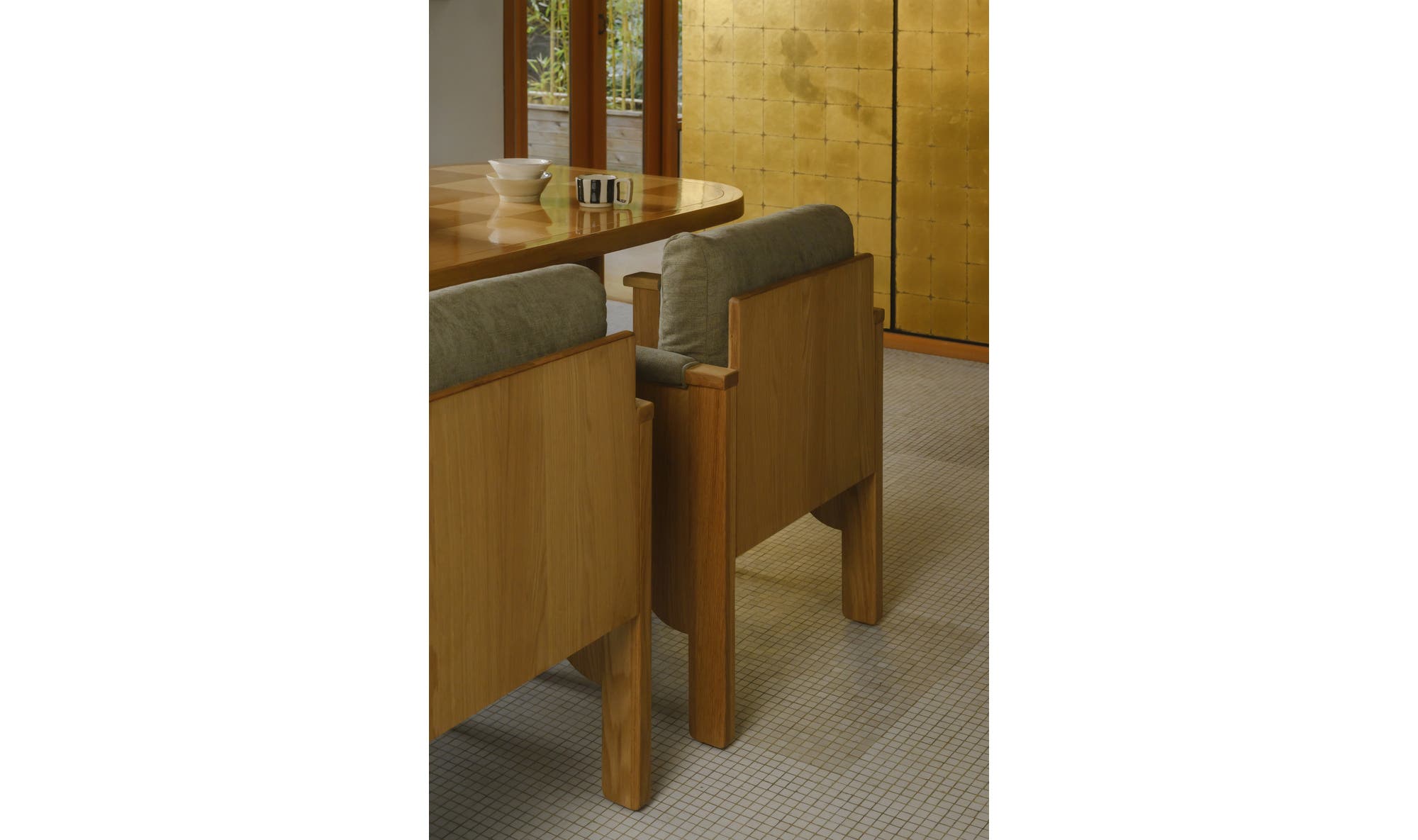 Moes Bauer Dining Chair EF-1000