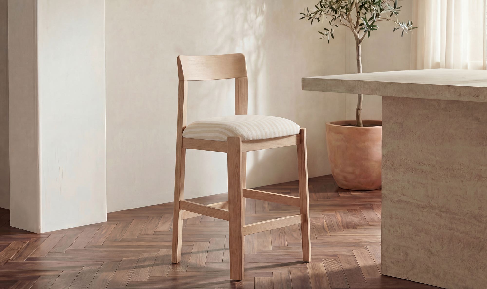 Moes Oli Counter Stool EF-1010