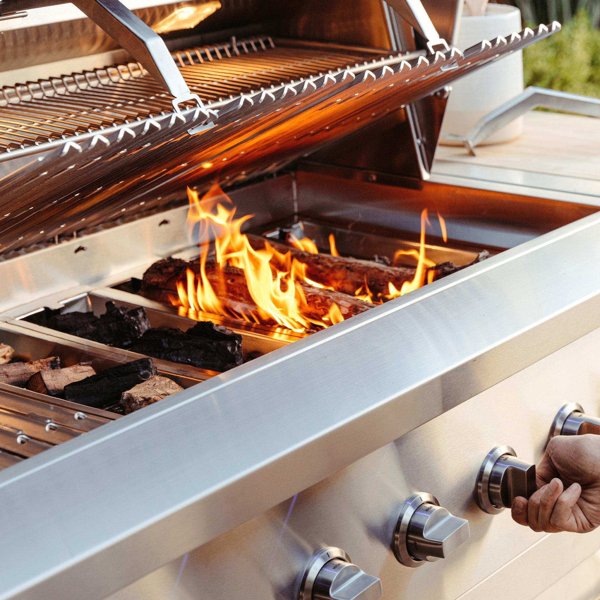 American Made Grills ENCFS36 Freestanding Encore - 36" Hybrid Grill