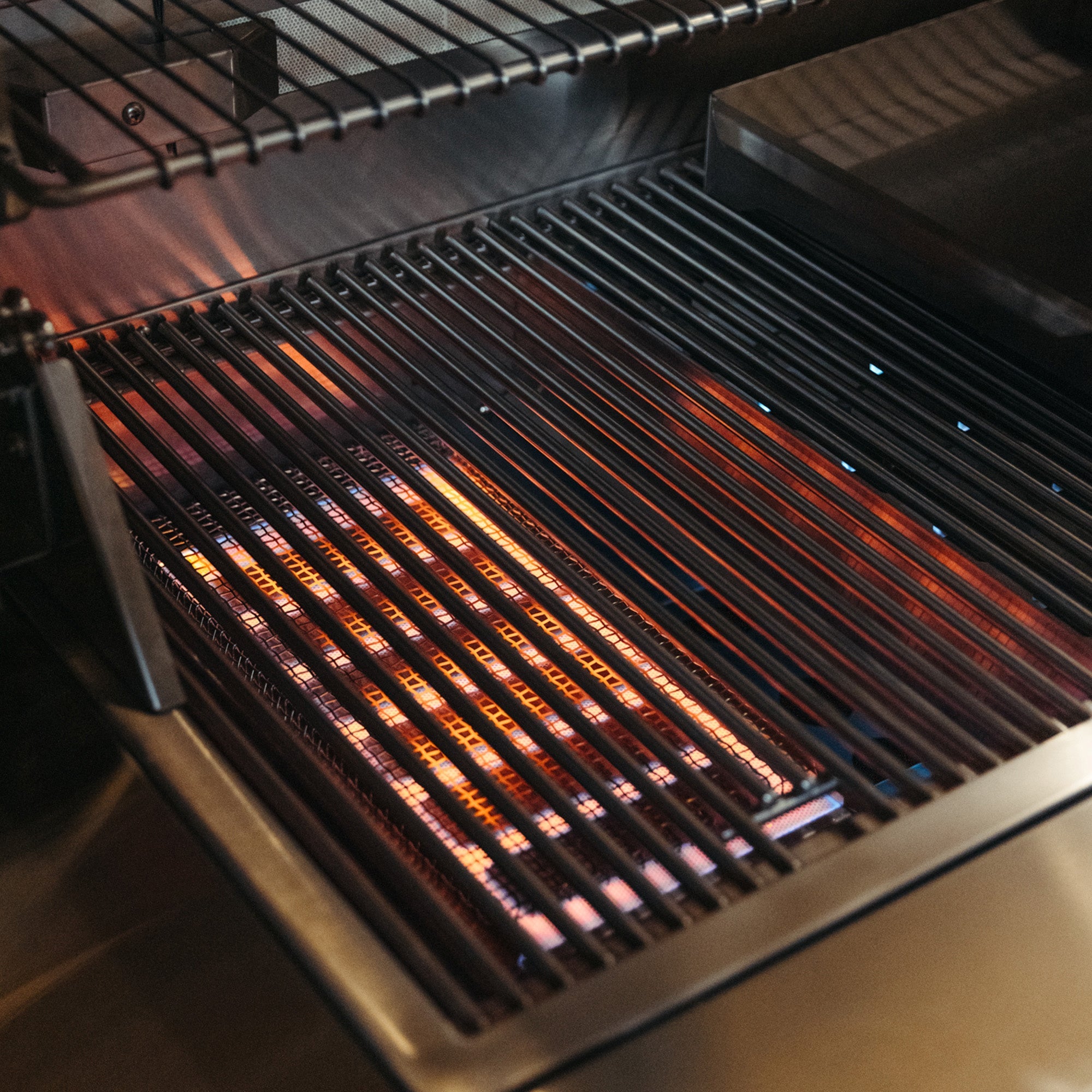 American Made Grills ESTFS42 Freestanding Estate - 42" Gas Grill