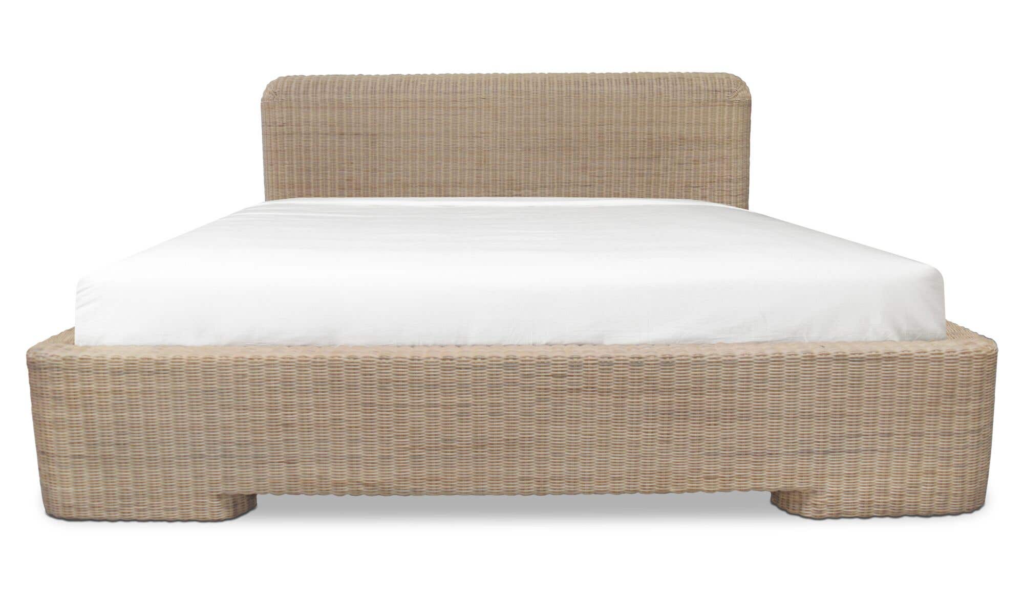 Moes Claudia Bed Queen Natural ET-1003