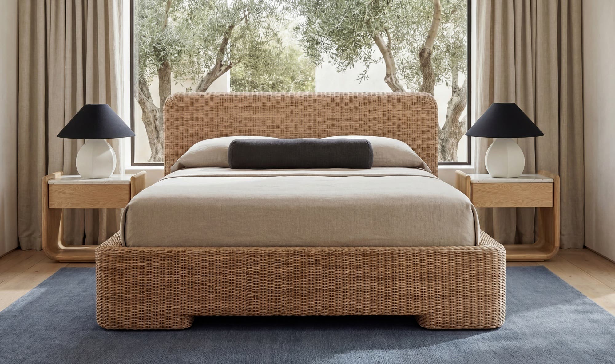 Moes Claudia Bed King Natural ET-1004