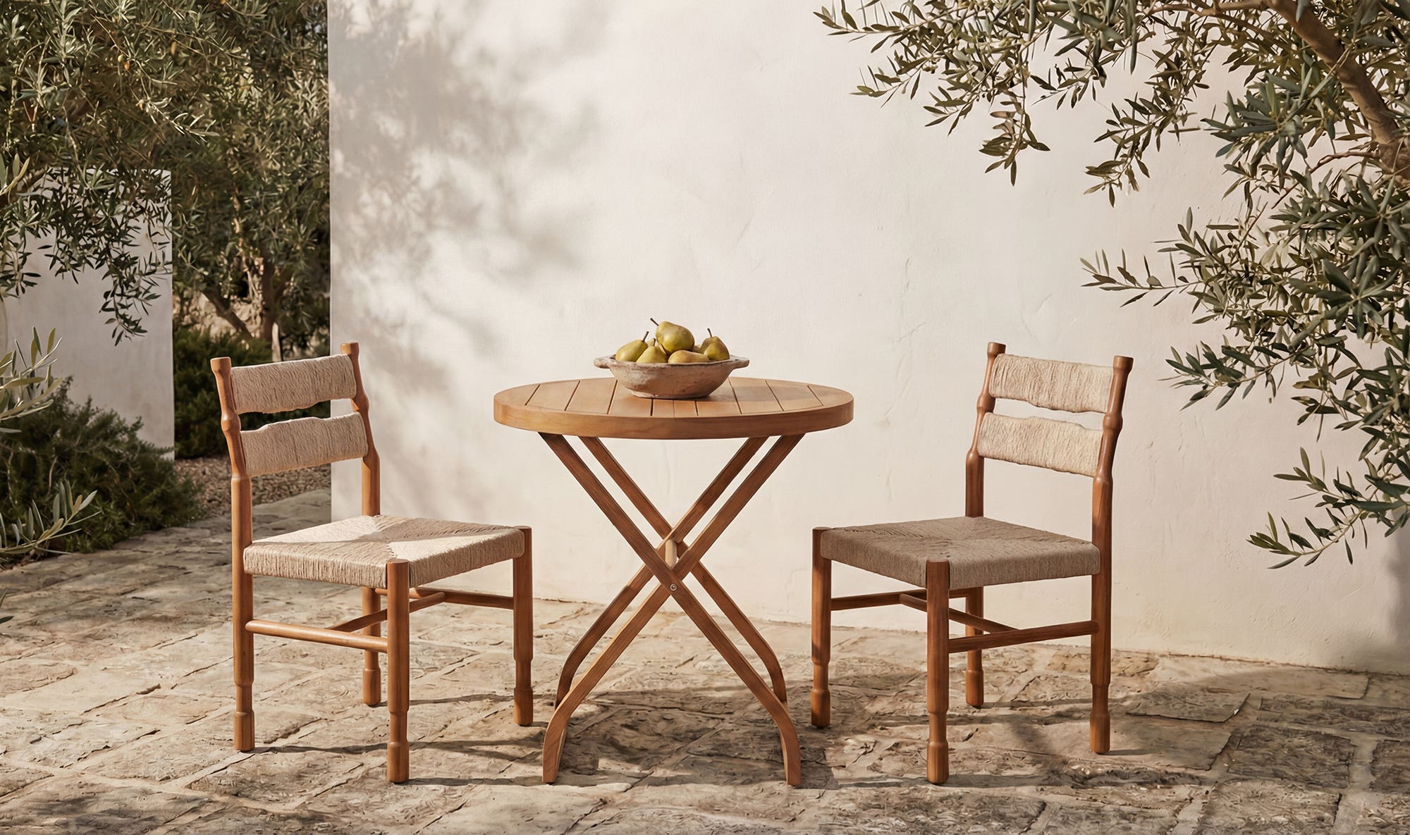 Moes Perry Outdoor Bistro Table Natural ET-1007