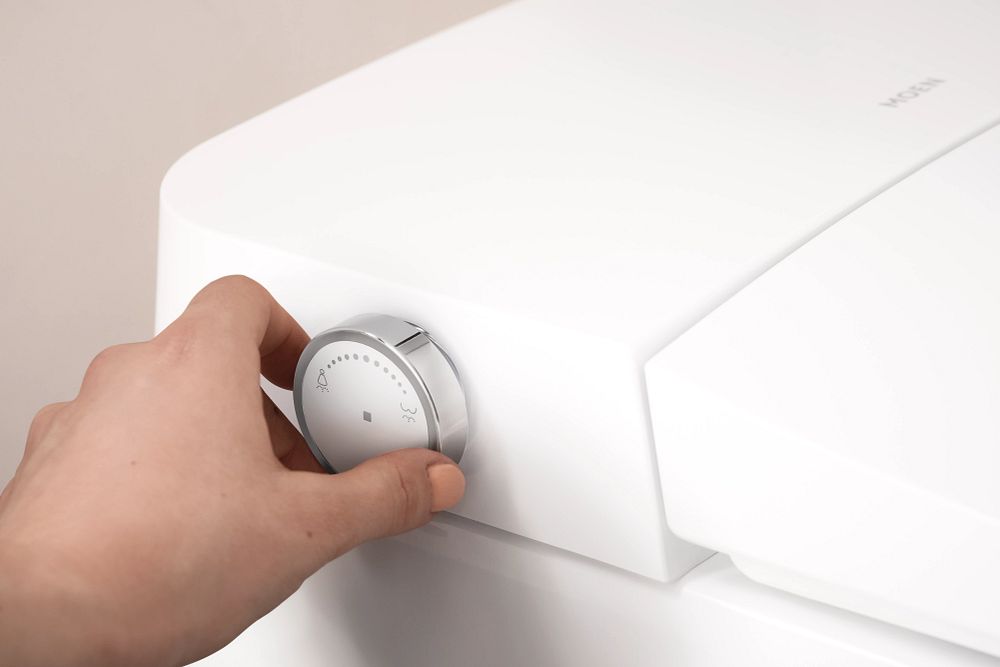 Moen 2-series Electronic Cleansing Toilet