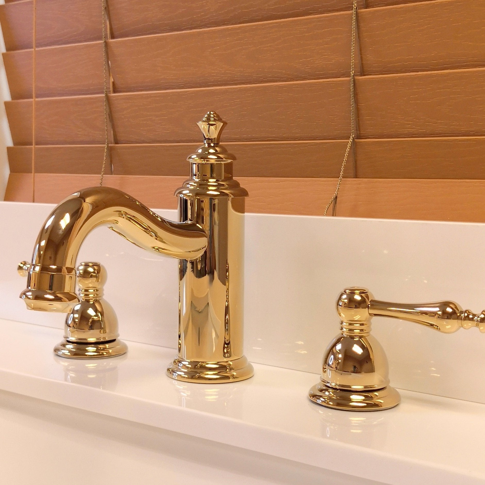 Chans Furniture WE2016 Faucet Estora