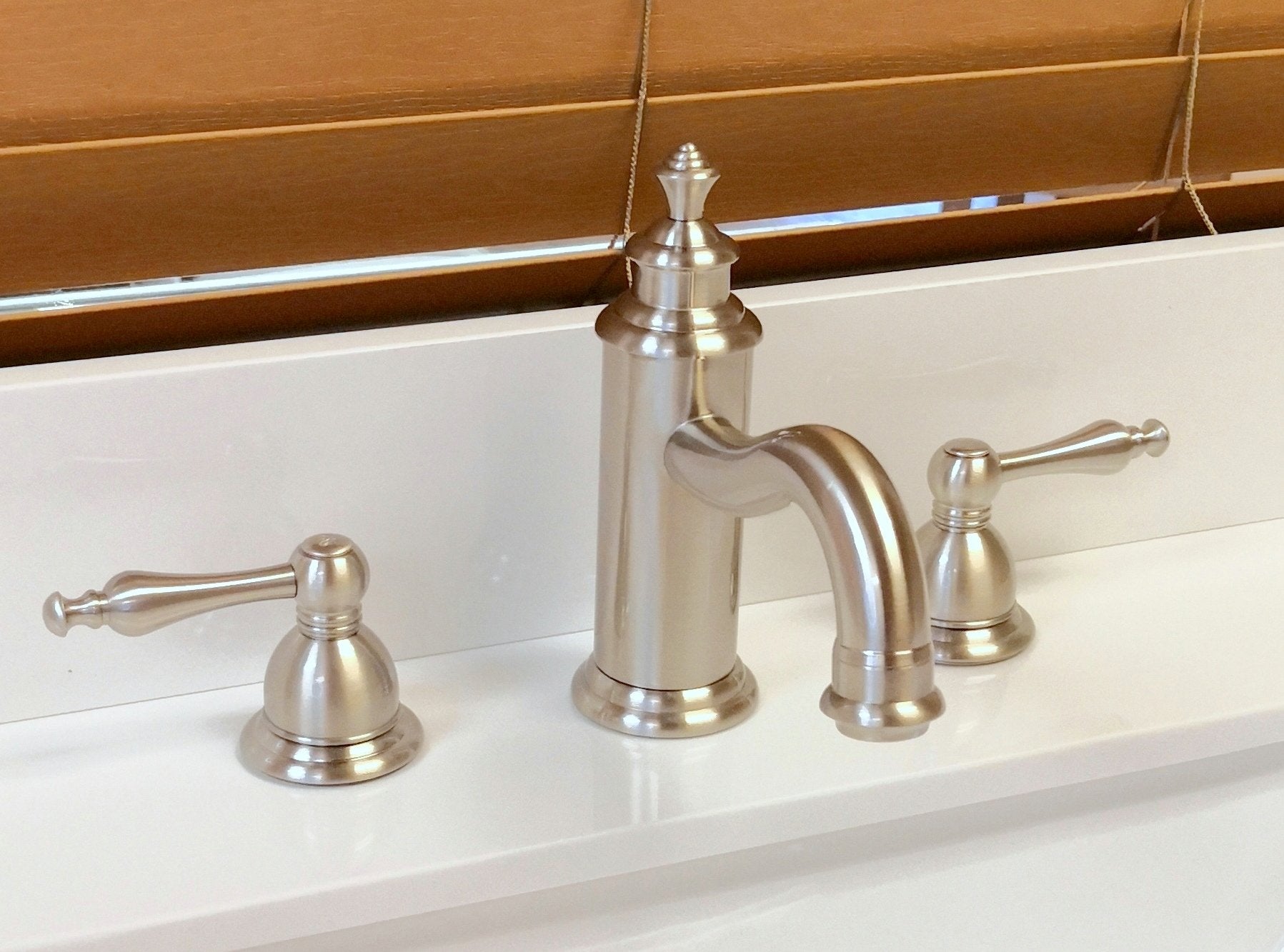 Chans Furniture WE2016 Faucet Estora