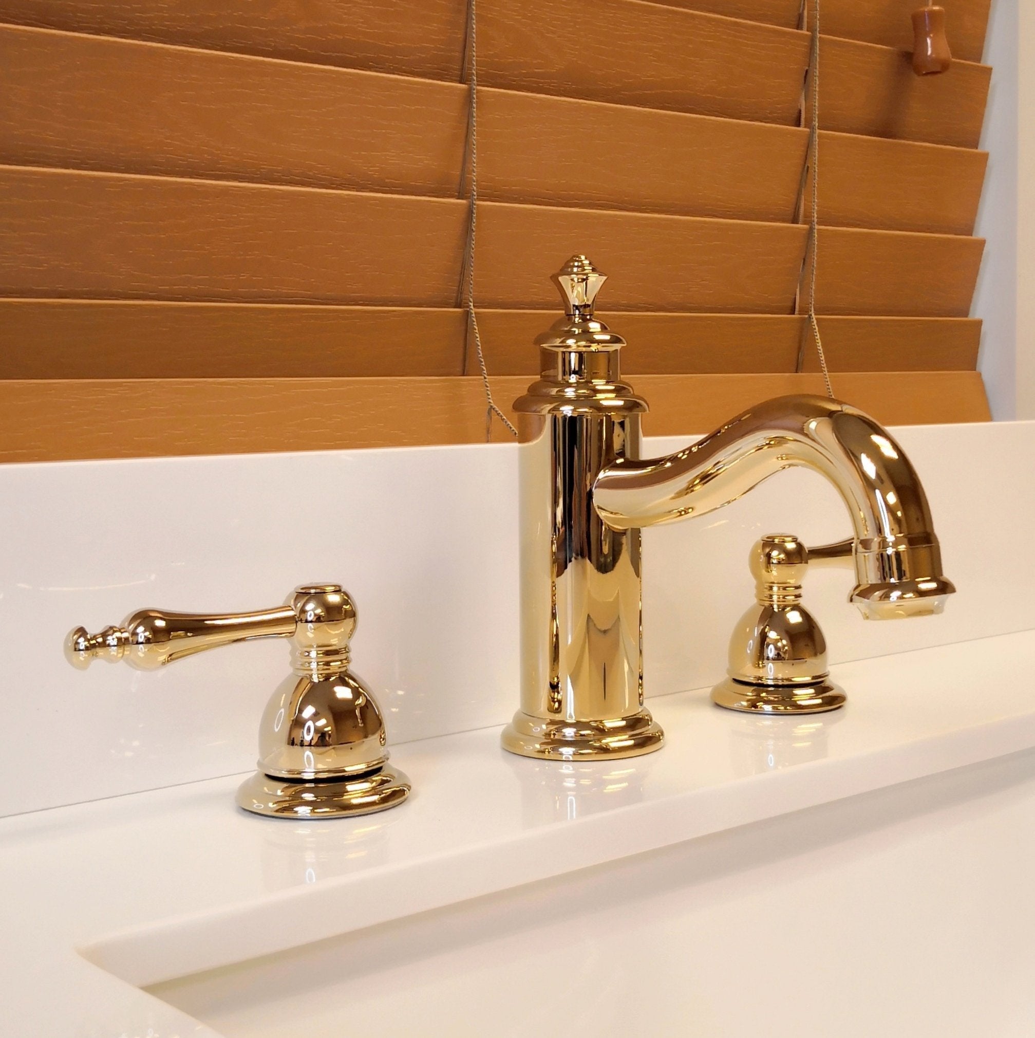 Chans Furniture WE2016 Faucet Estora