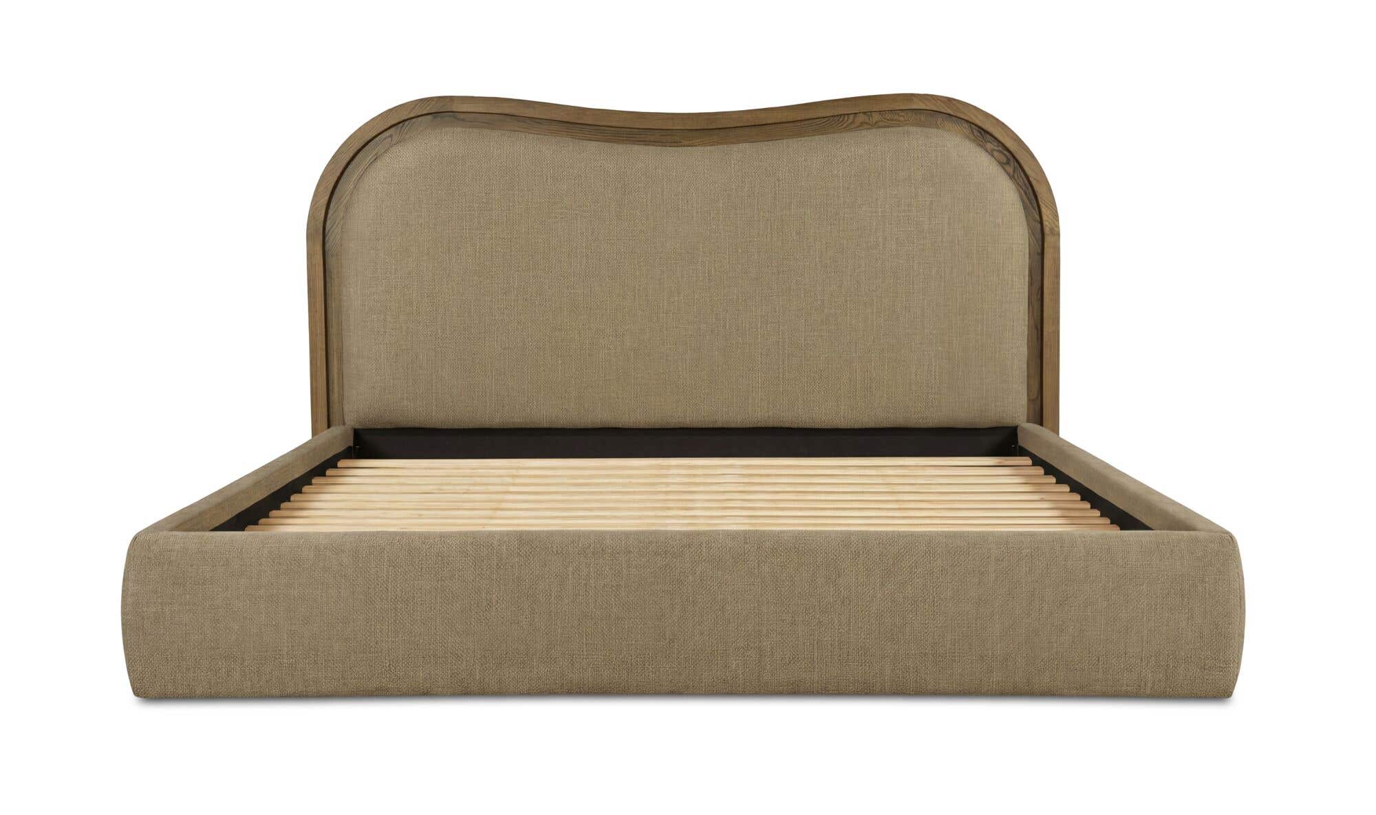 Moes Camilla Queen Bed FO-1037