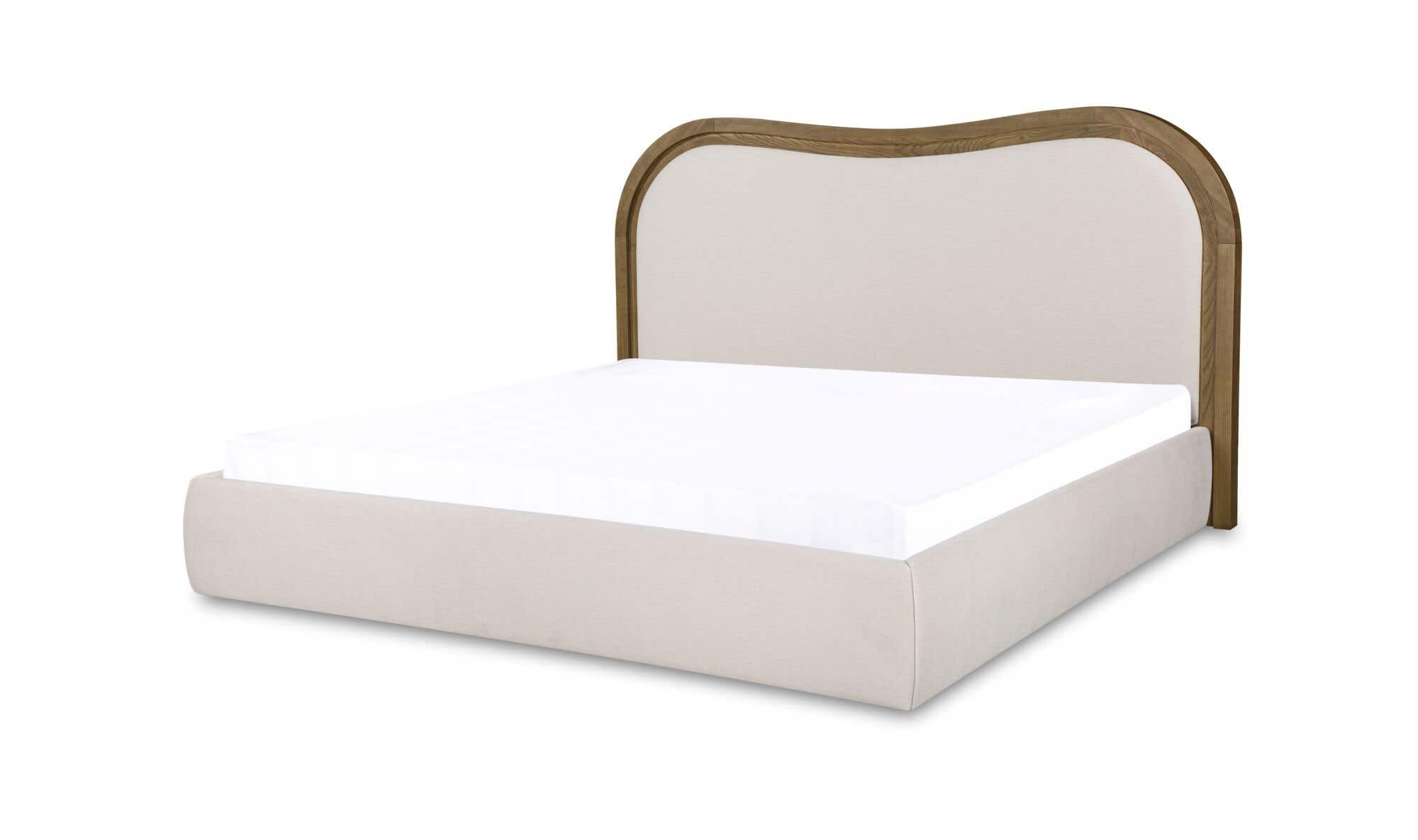 Moes Camilla King Bed FO-1038