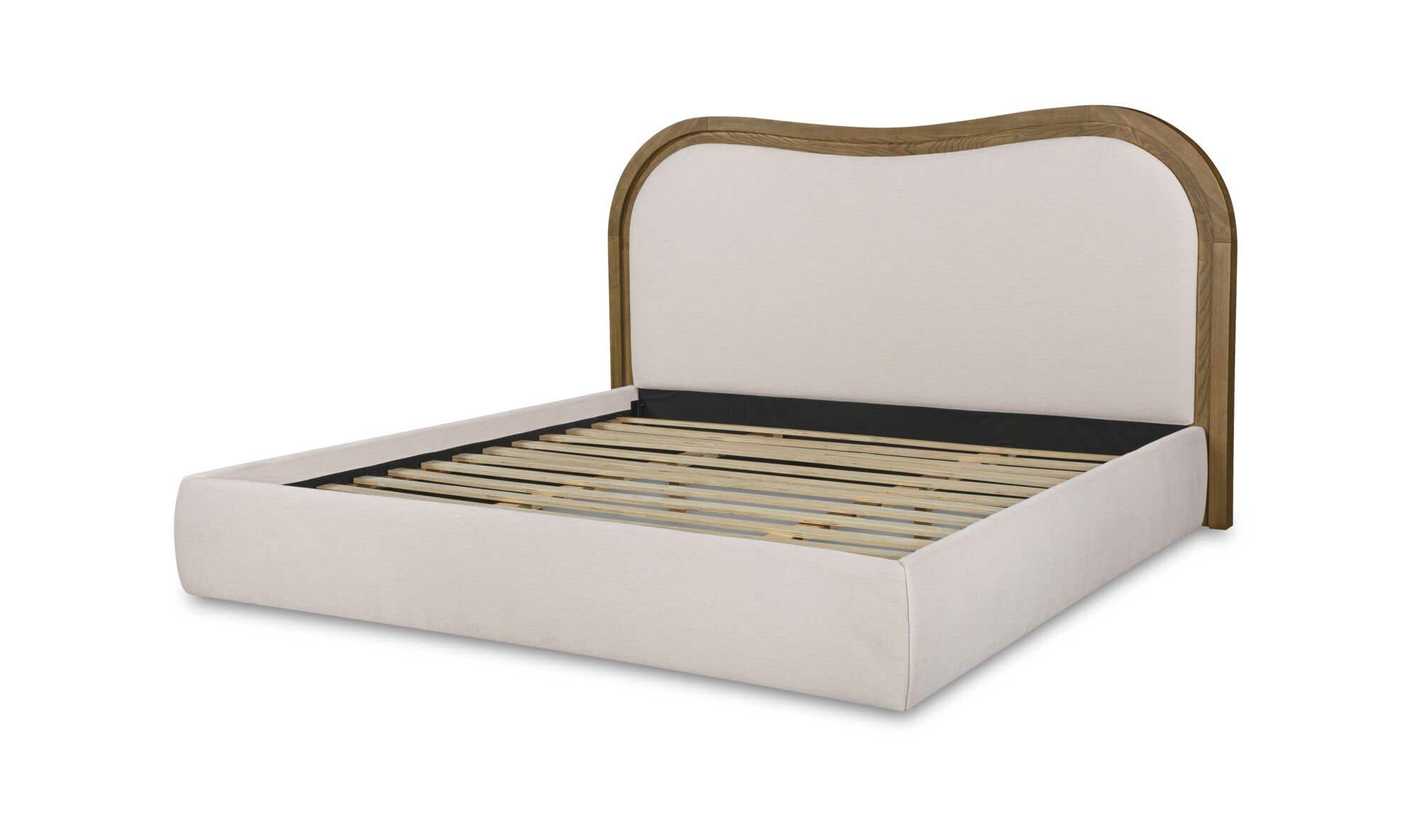 Moes Camilla King Bed FO-1038