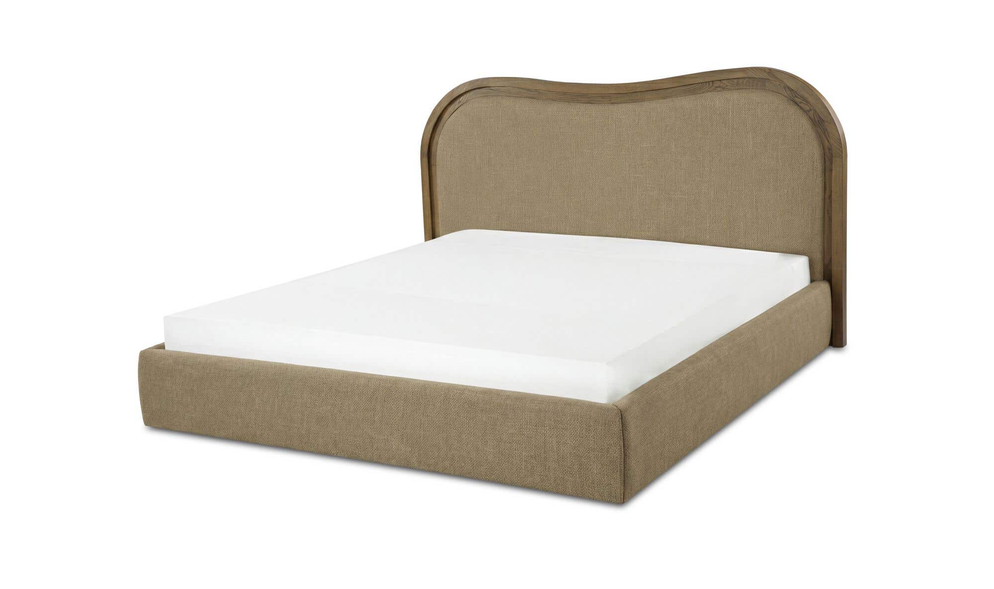 Moes Camilla King Bed FO-1038