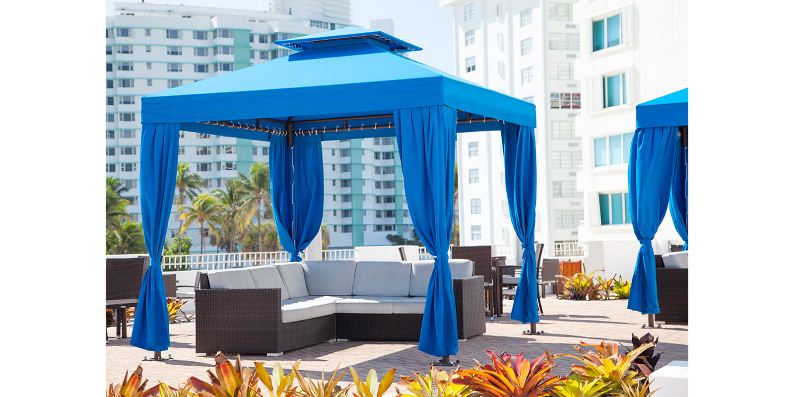 Oasis Vented Roof Cabana