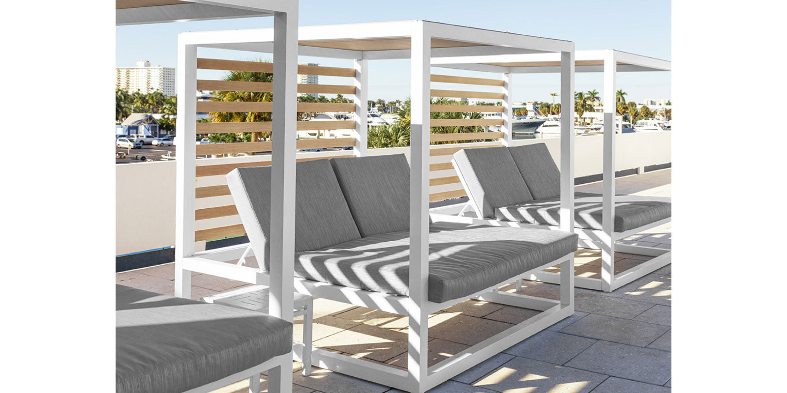 Breeze Daybed